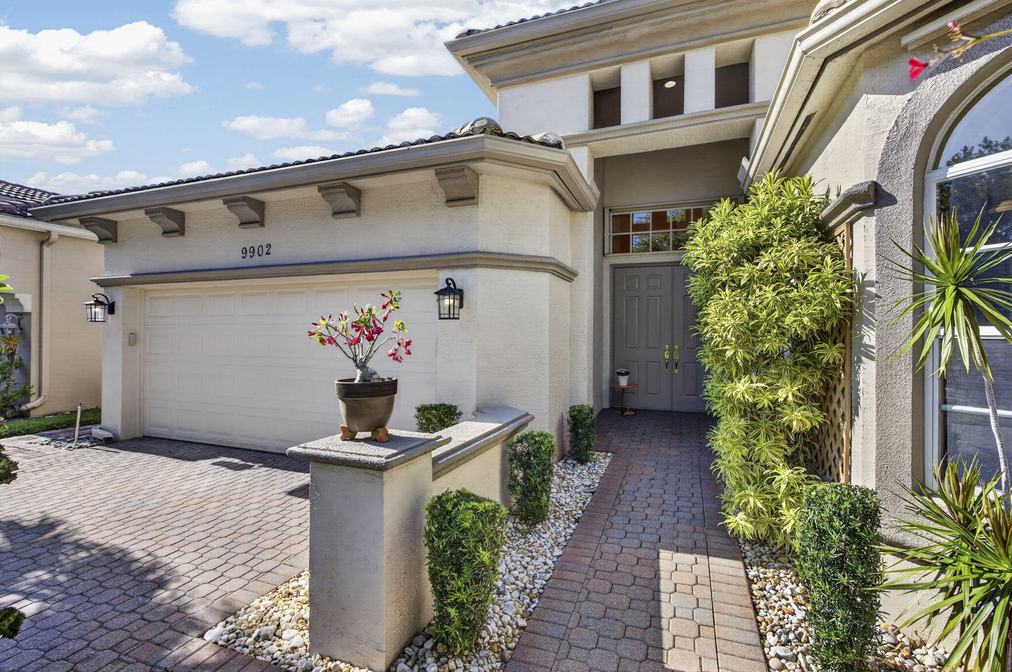 9902 Via Elegante Property Photo 51