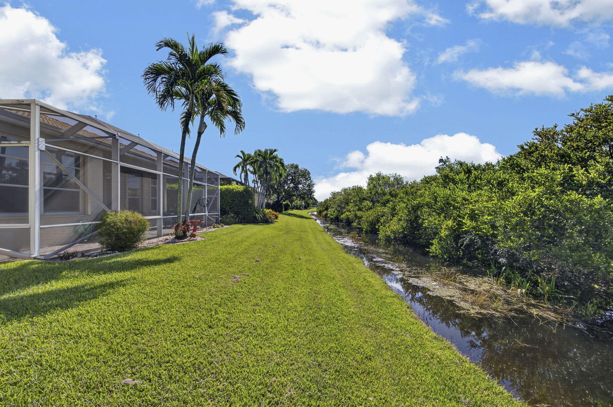 9902 Via Elegante Property Photo 55