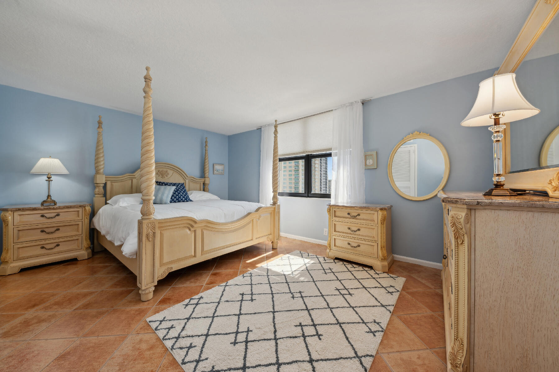 5480 N Ocean Drive B7c Property Photo 10