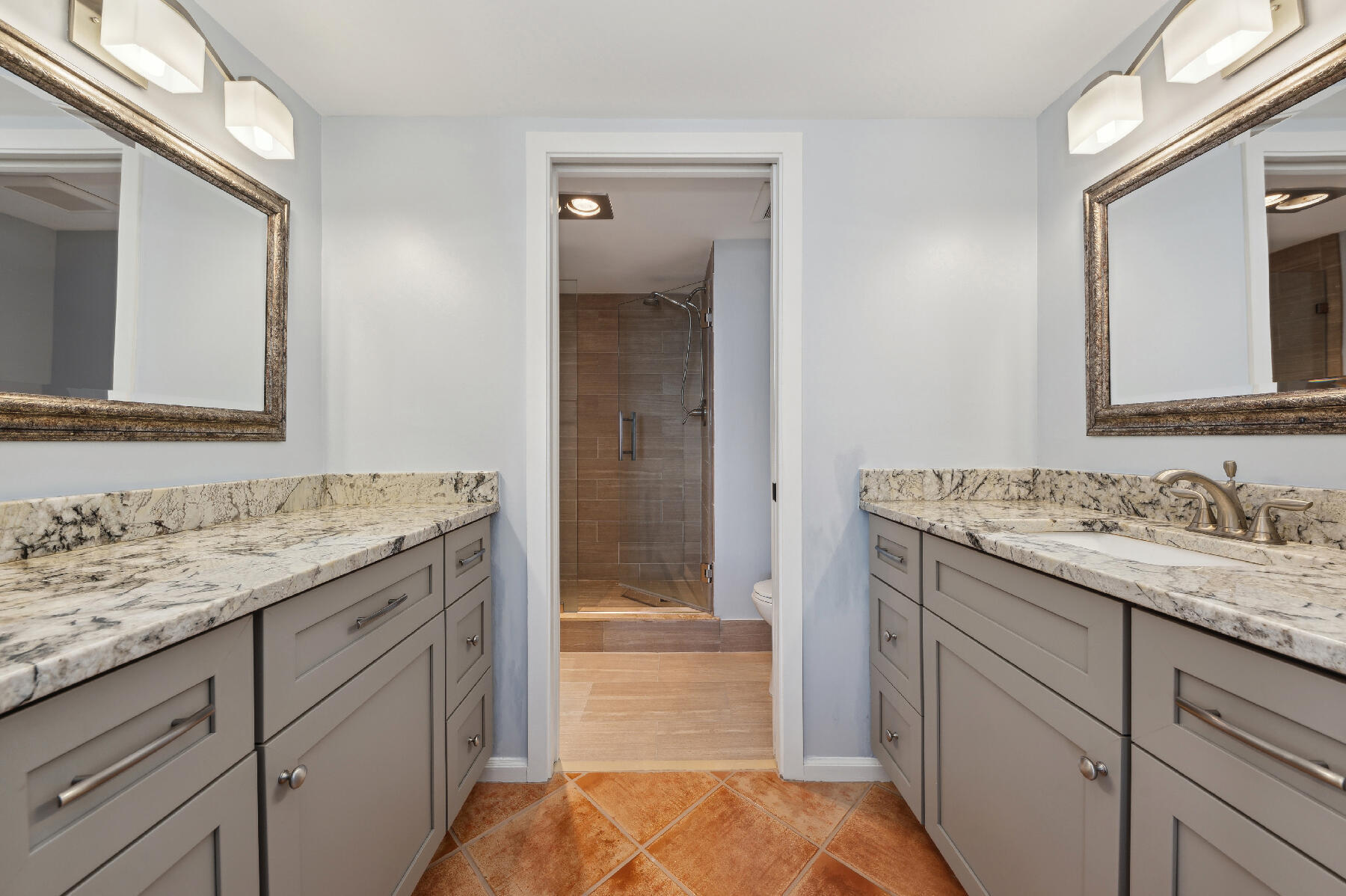5480 N Ocean Drive B7c Property Photo 11