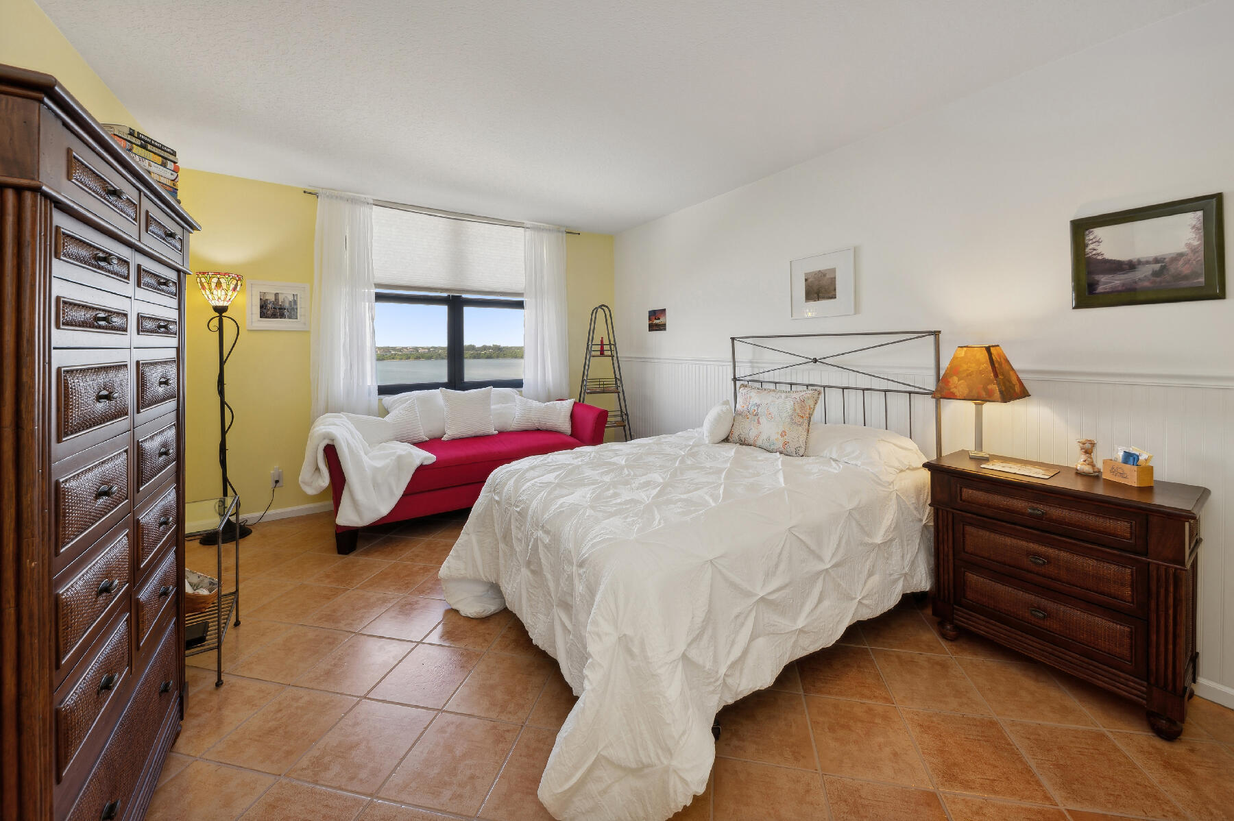 5480 N Ocean Drive B7c Property Photo 12