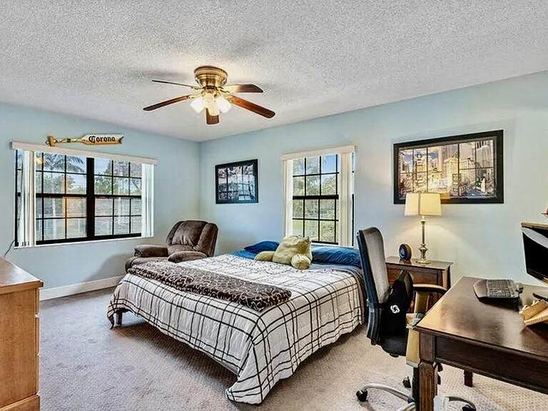 3118 Florida 206-b Property Photo 16