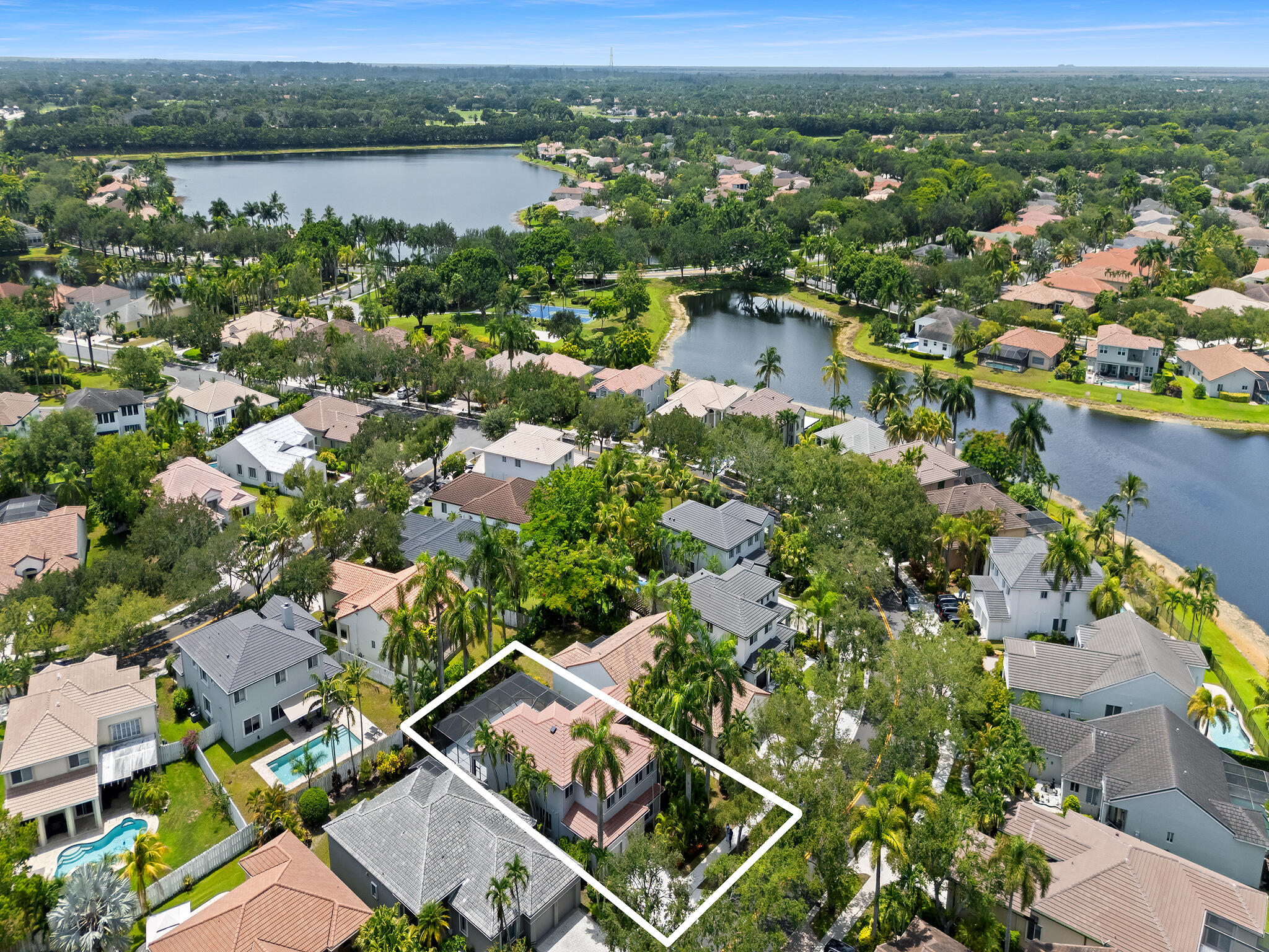 1204 Camellia Circle Property Photo 1