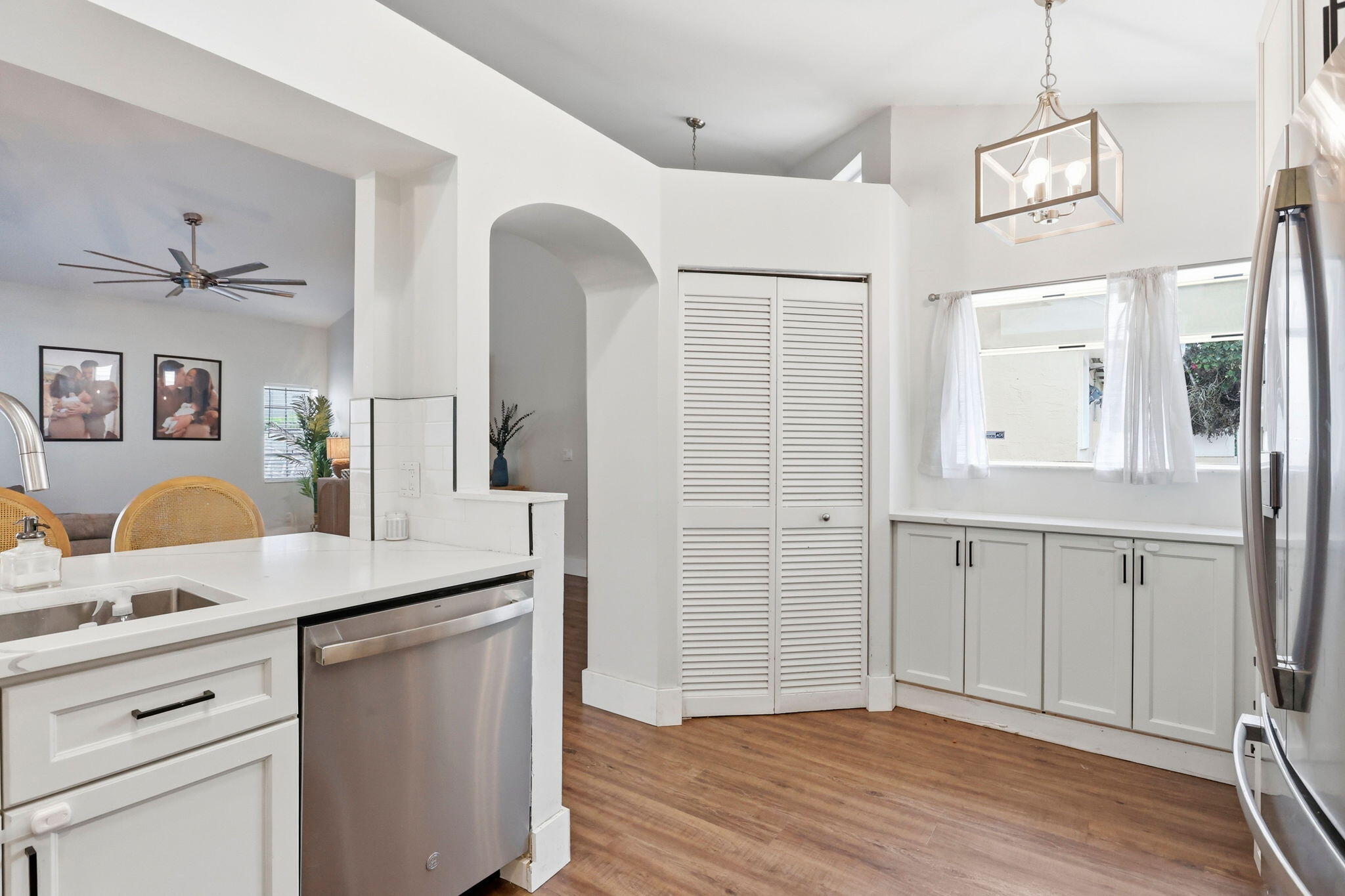 944 Dickens Place Property Photo 13