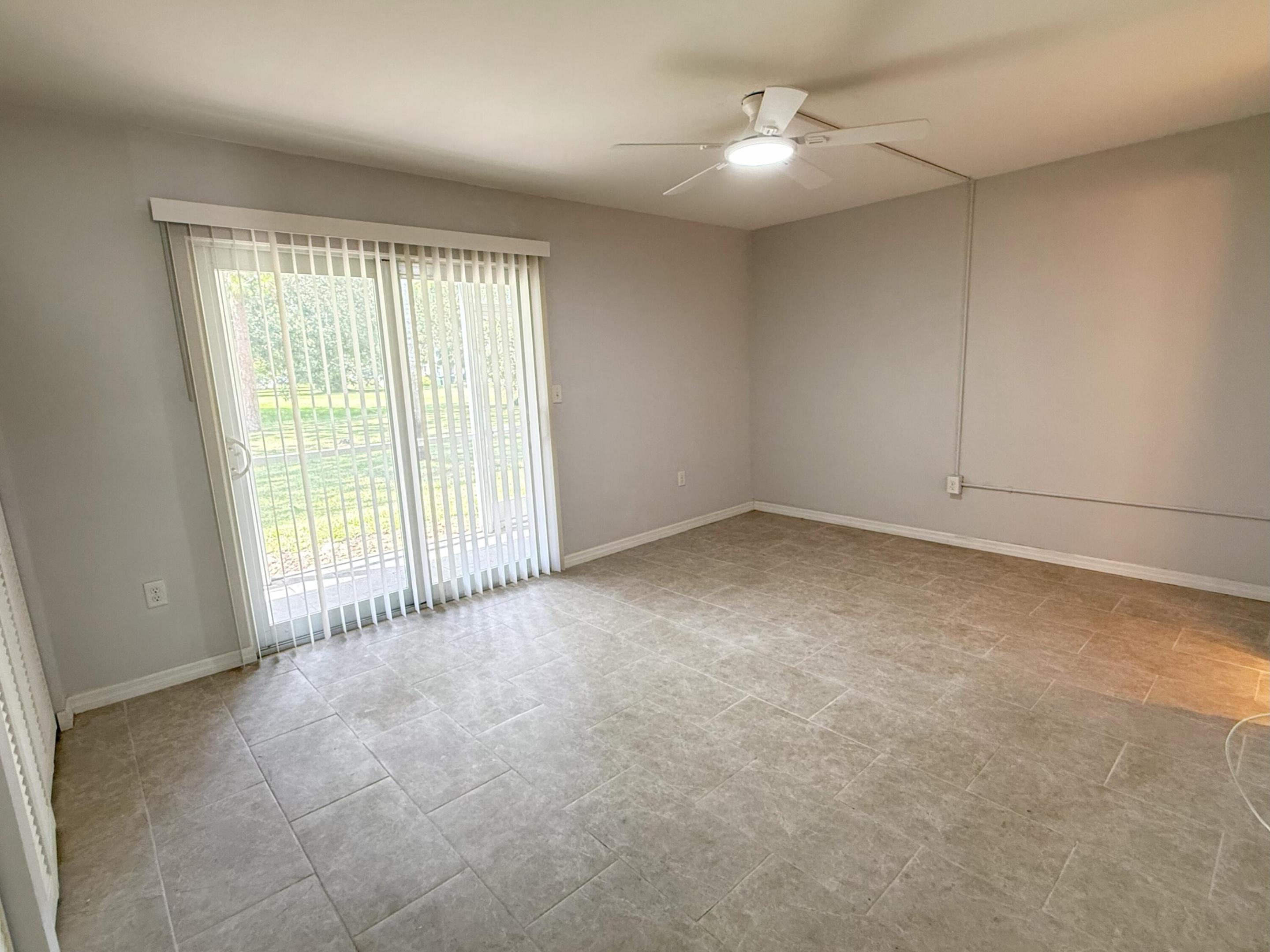28 Ventnor B Drive Property Photo 10