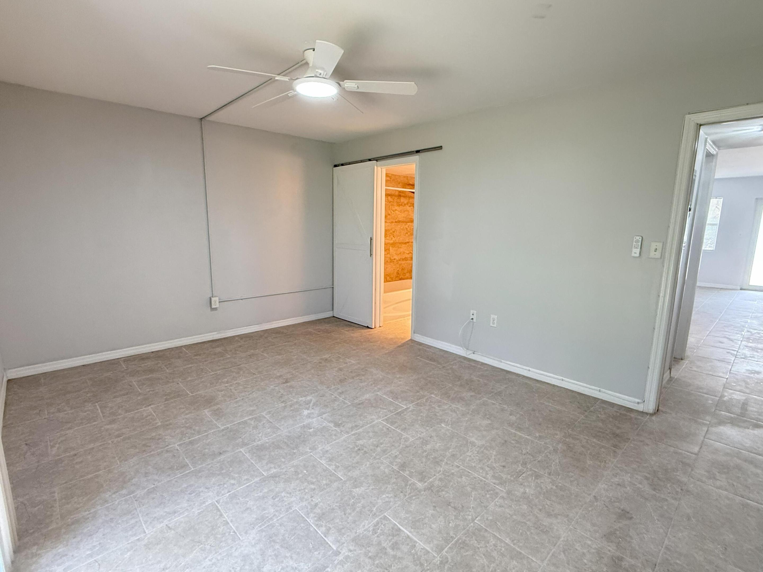 28 Ventnor B Drive Property Photo 11