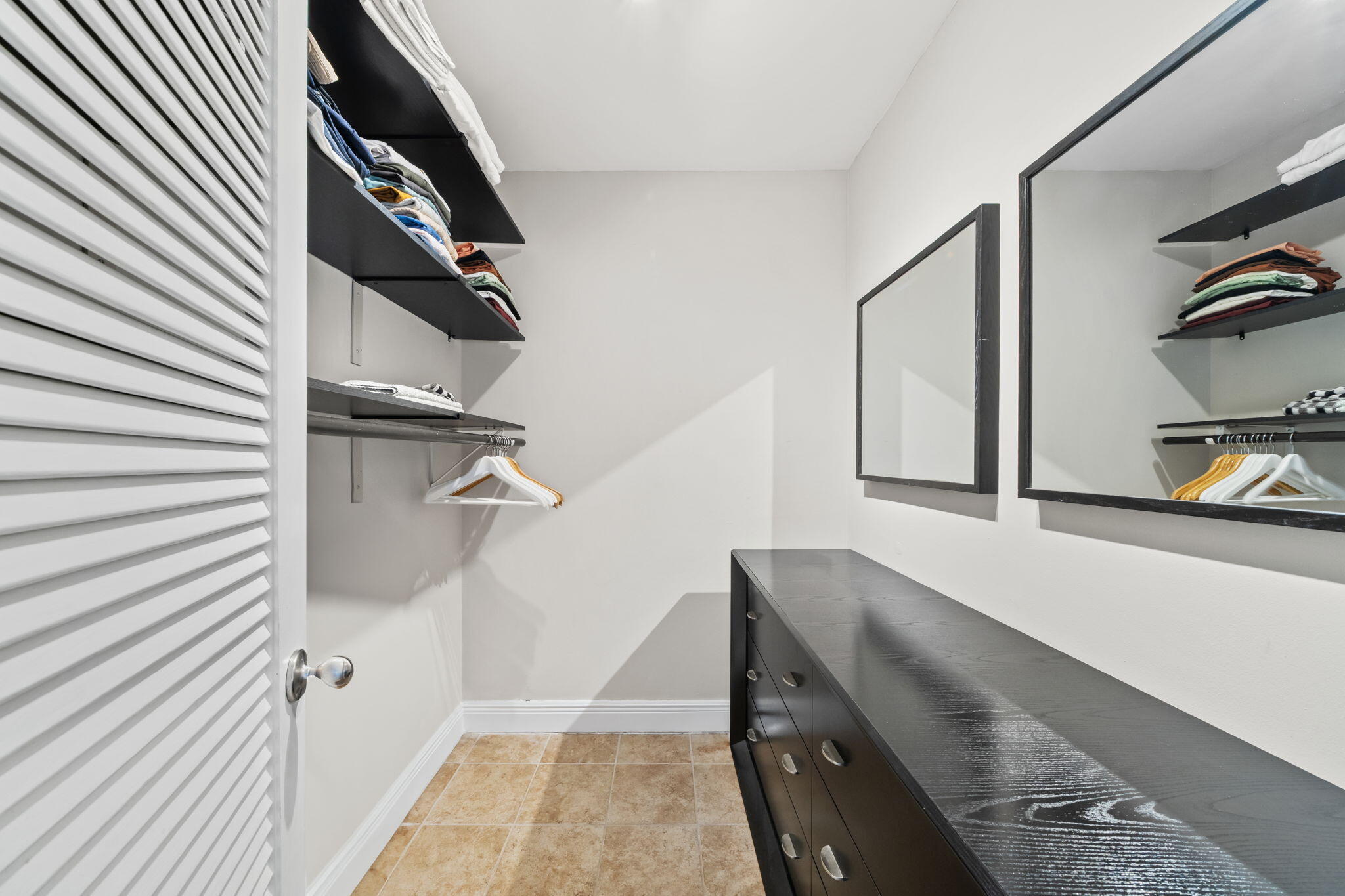 511 Bayshore Drive 810 Property Photo 17