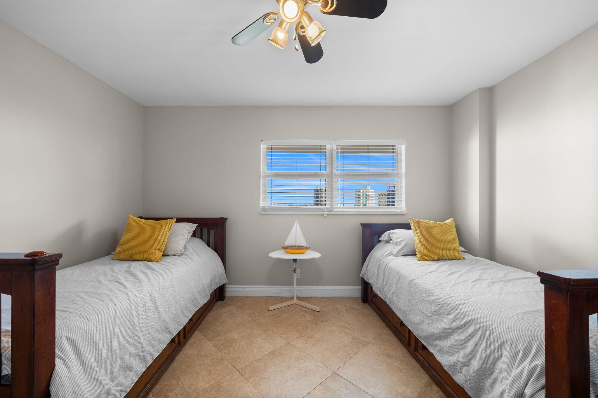 511 Bayshore Drive 810 Property Photo 19