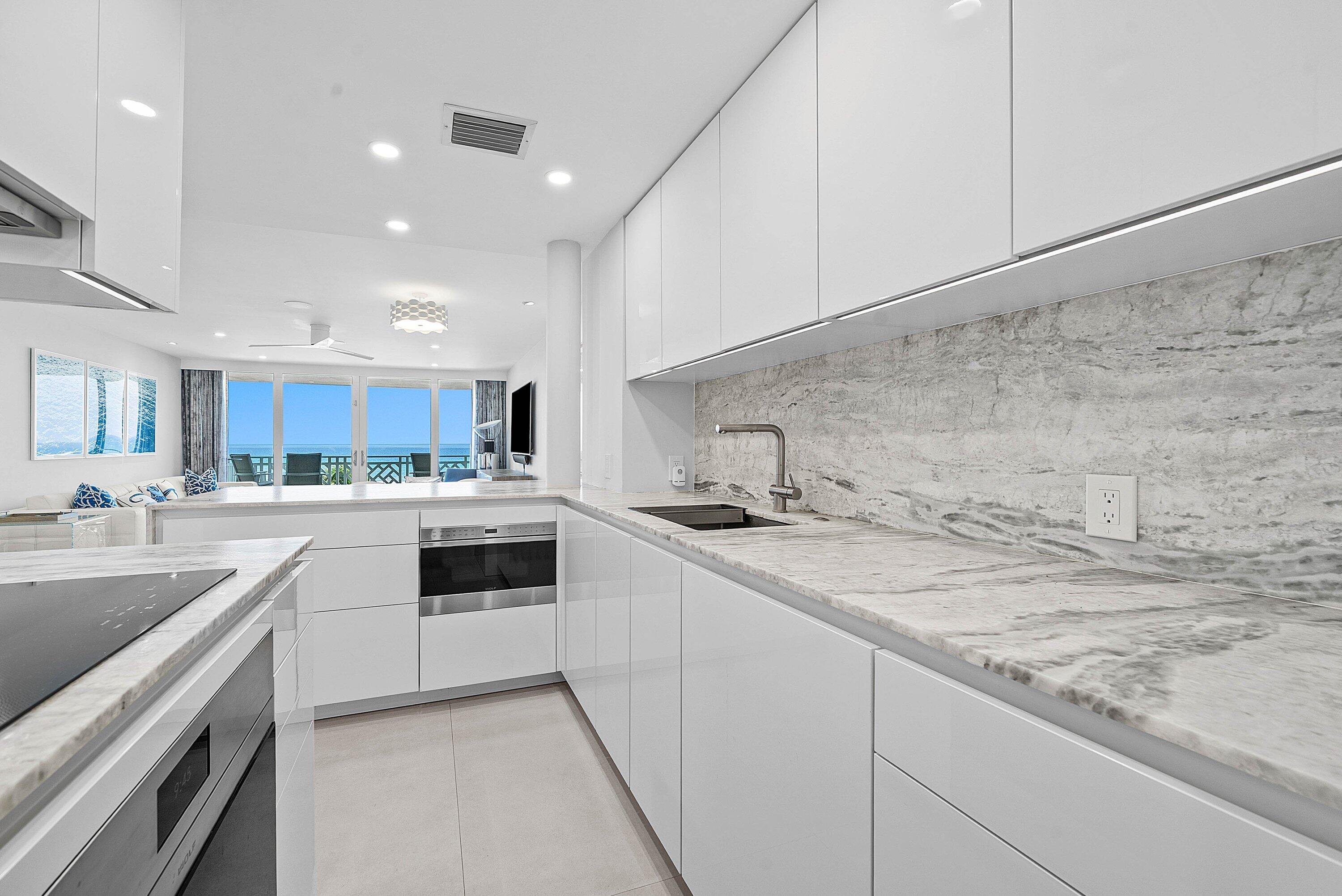1225 S Ocean Boulevard 404 Property Photo 12