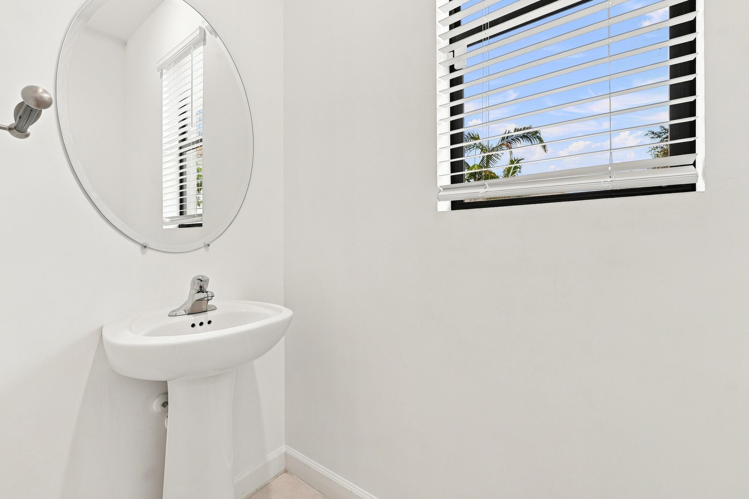 2011 Tamarind Drive Property Photo 11