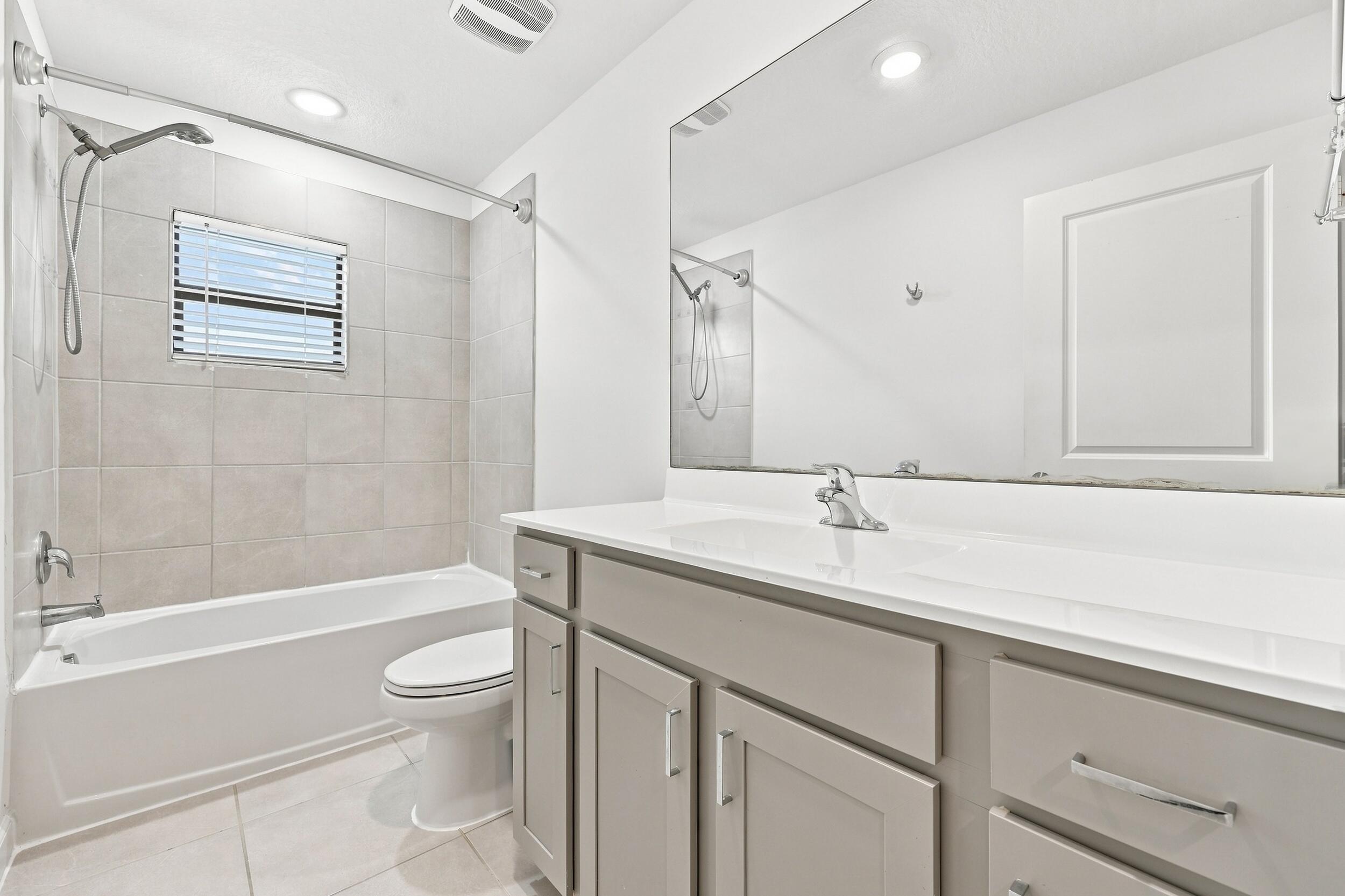 2011 Tamarind Drive Property Photo 12