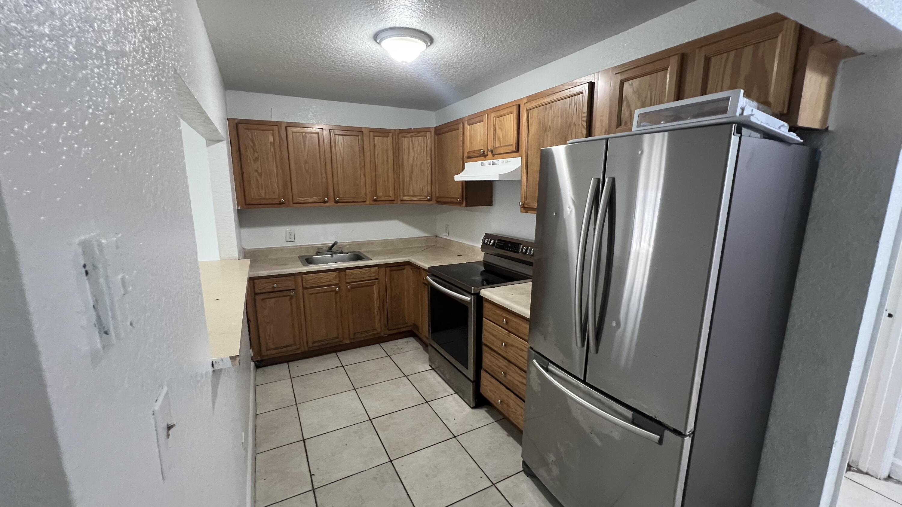 2421 Nw 8th Place Unit 2 Property Photo 11