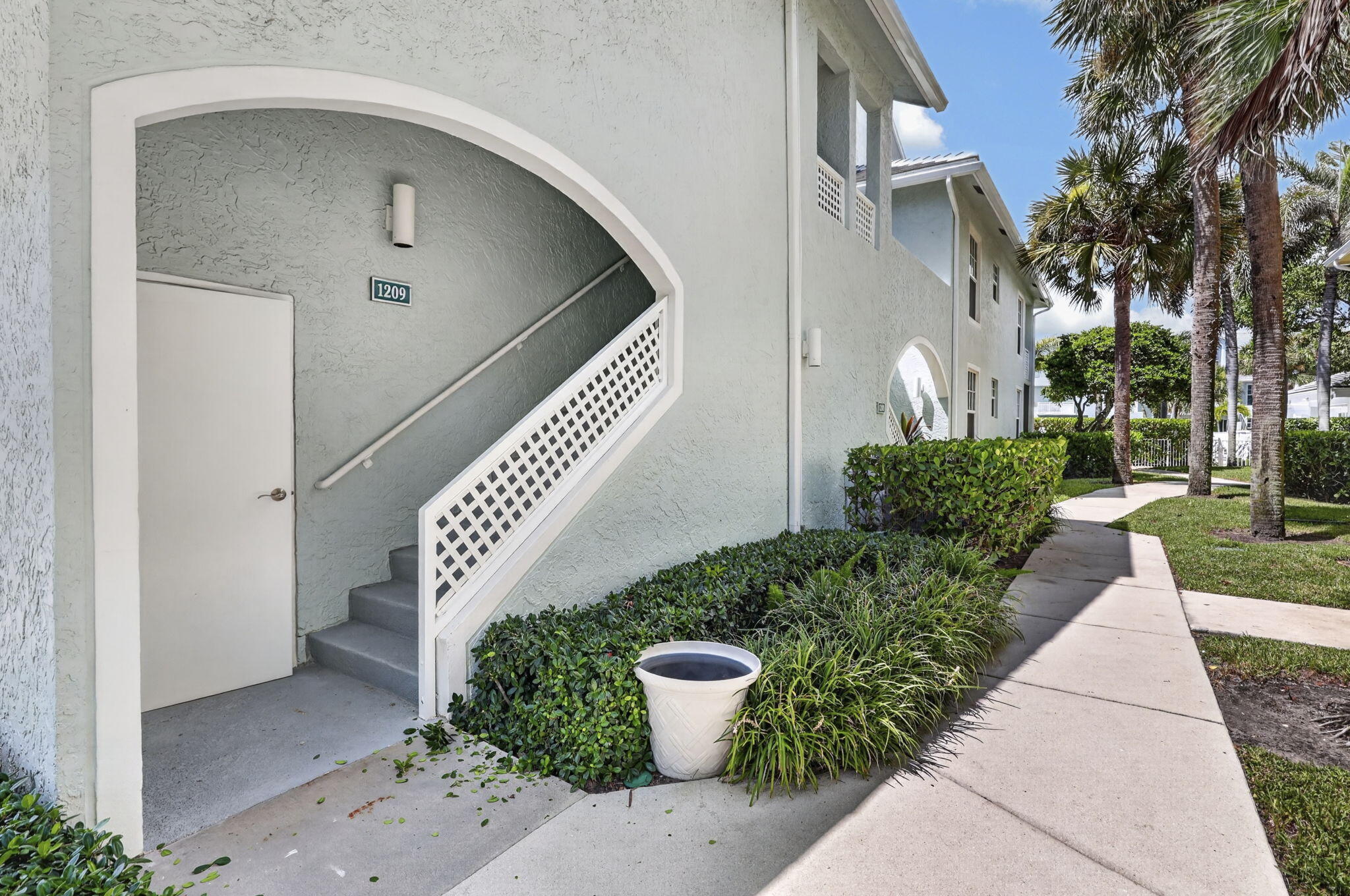 1209 Mainsail 1209 Property Photo 5