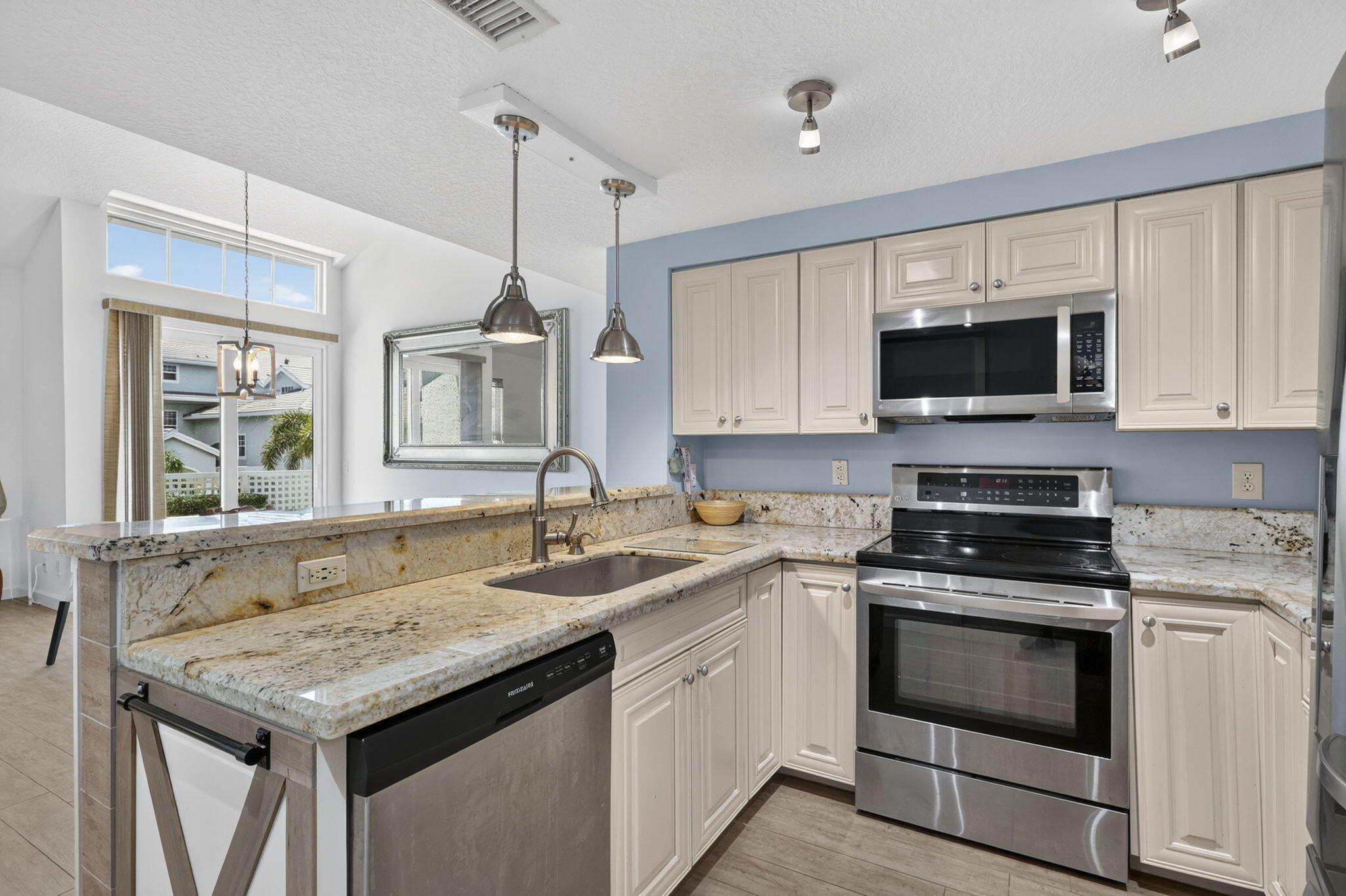 1209 Mainsail 1209 Property Photo 19