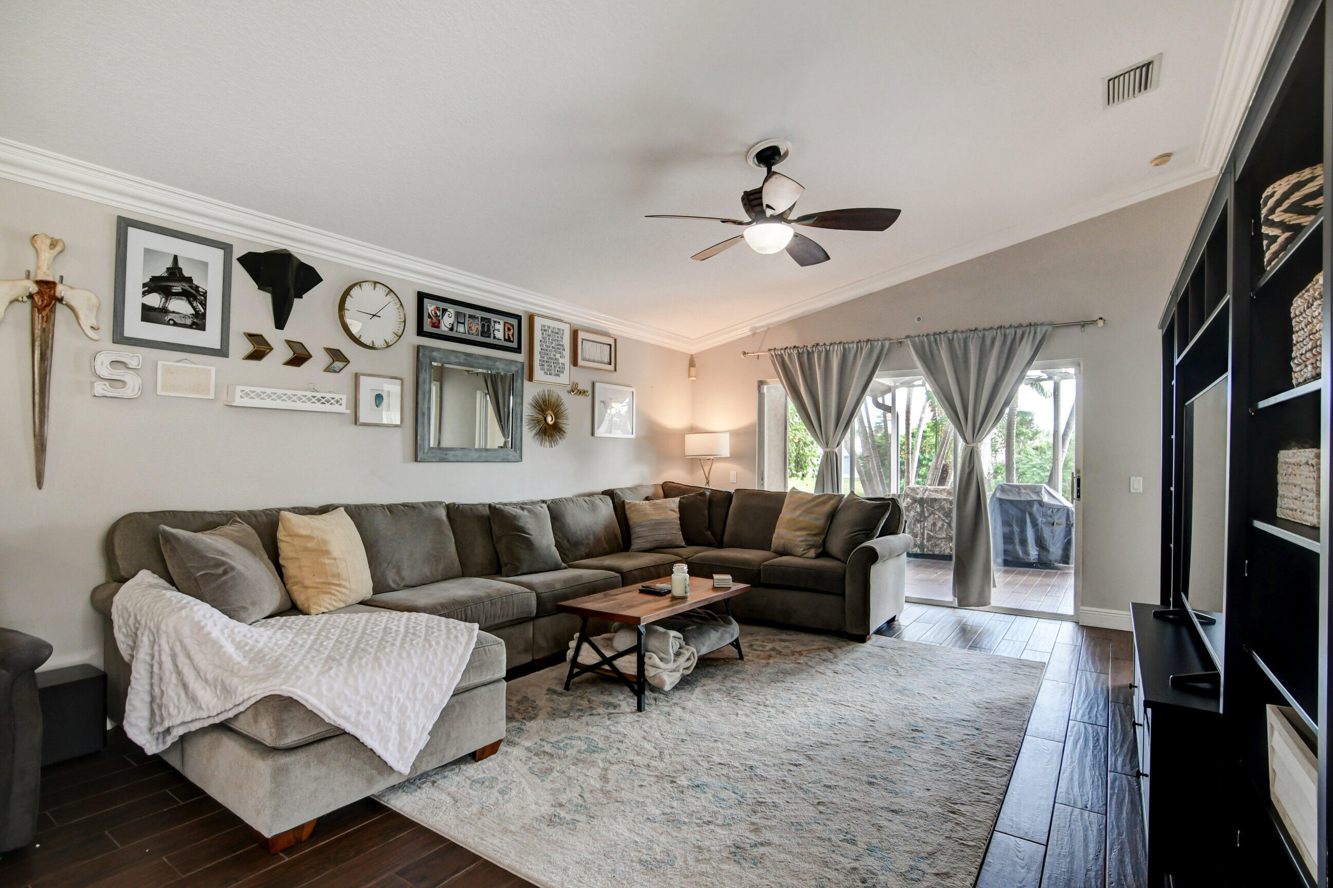 3574 Danbury Court Property Photo 10