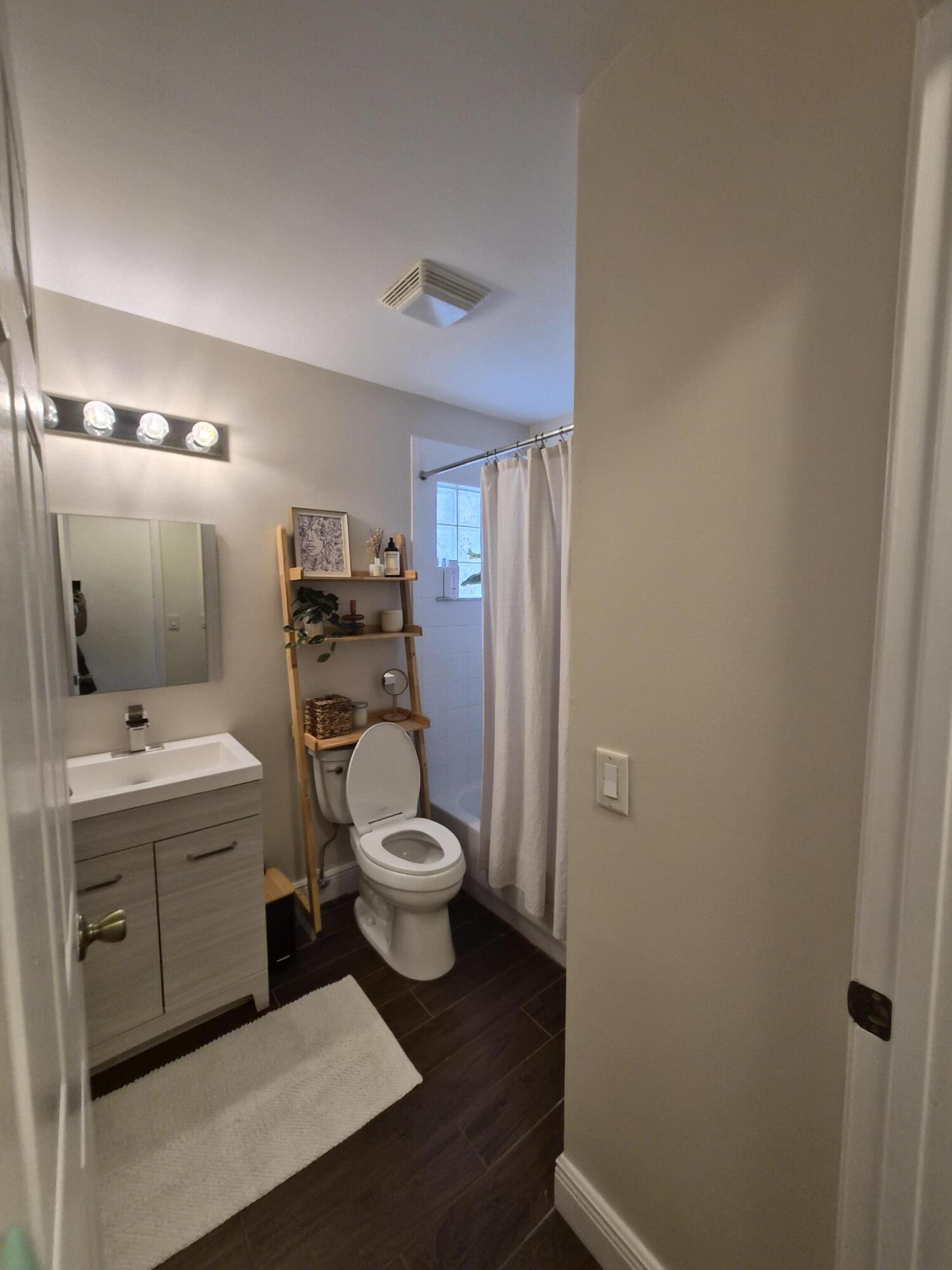 3574 Danbury Court Property Photo 20