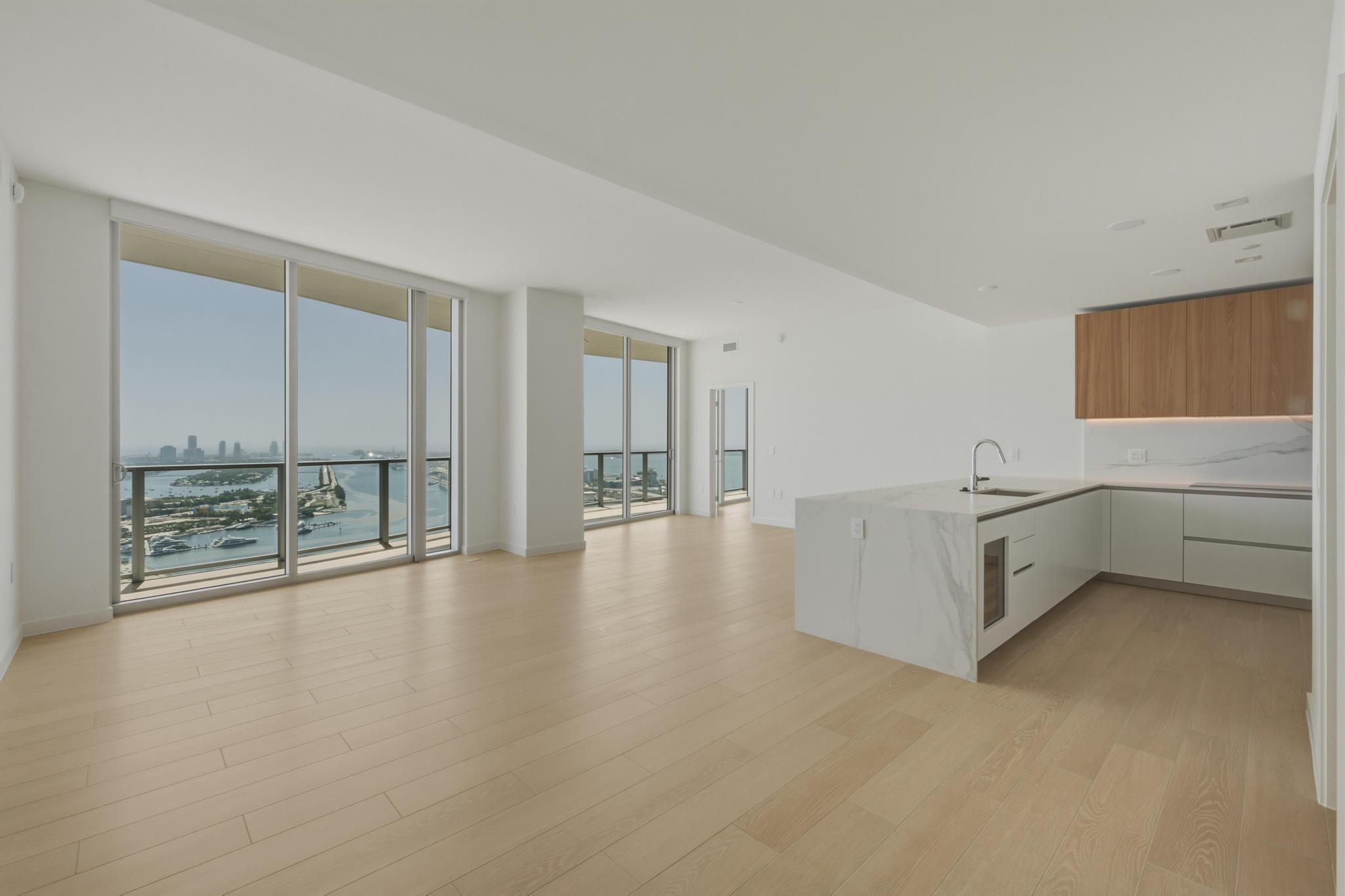 1400 Biscayne Boulevard 4304 Property Photo 3