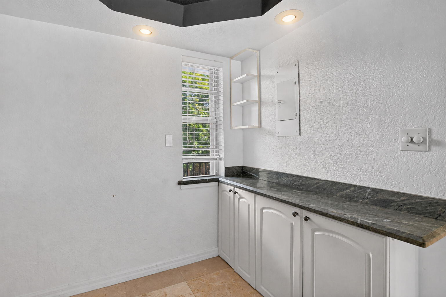 2871 N Ocean Boulevard C309 Property Photo 6