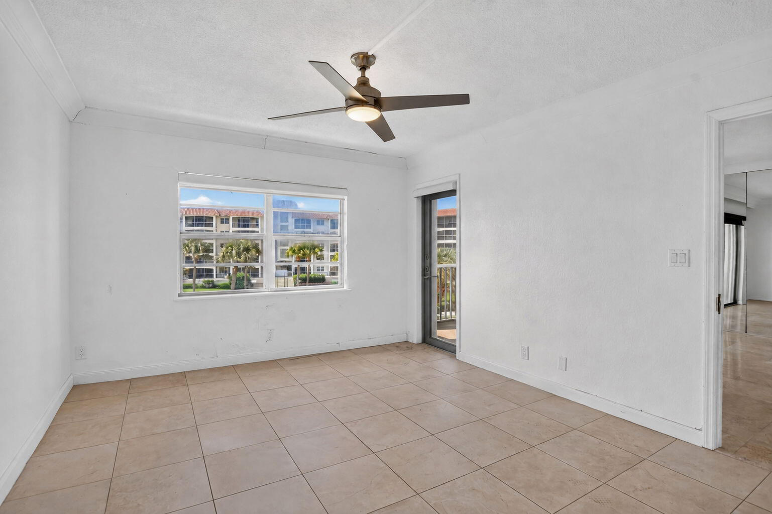 2871 N Ocean Boulevard C309 Property Photo 12