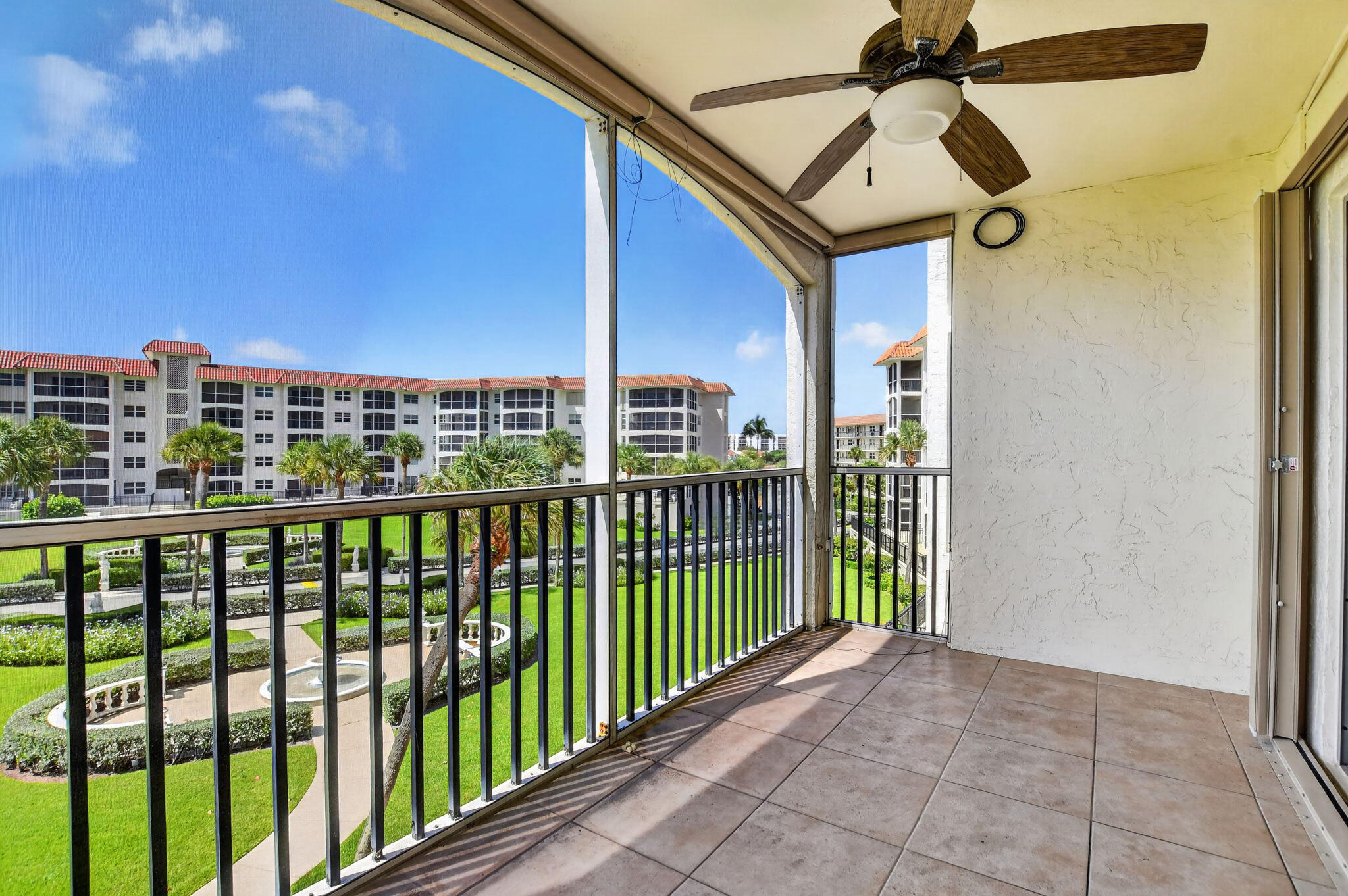 2871 N Ocean Boulevard C309 Property Photo 19