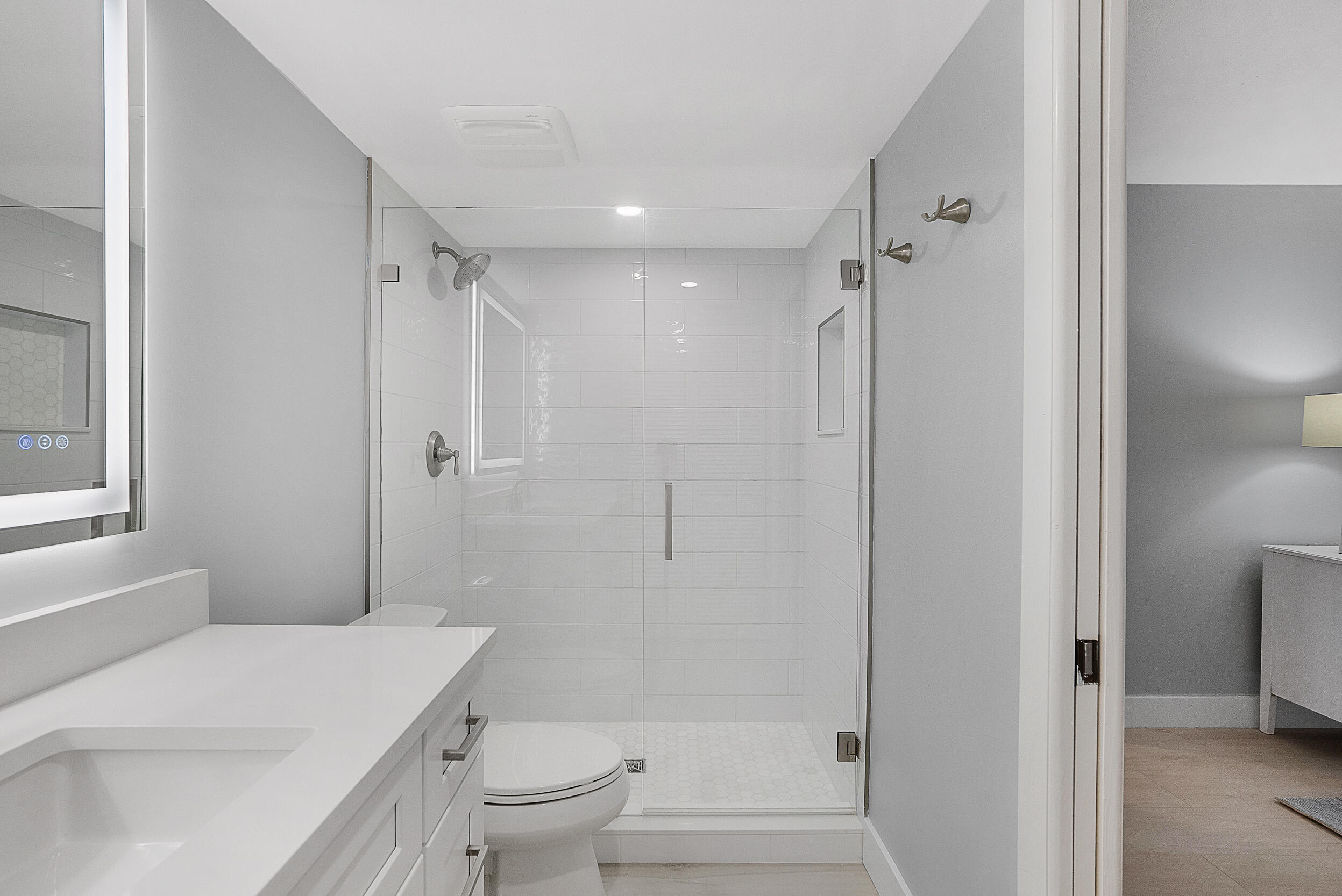 269 Ne Edgewater Drive Property Photo 15
