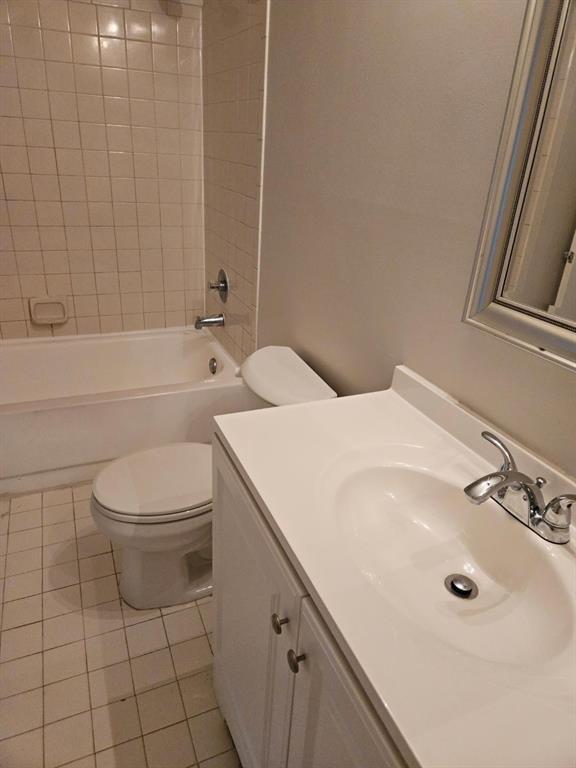 741 Lyons Road 17203 Property Photo 7