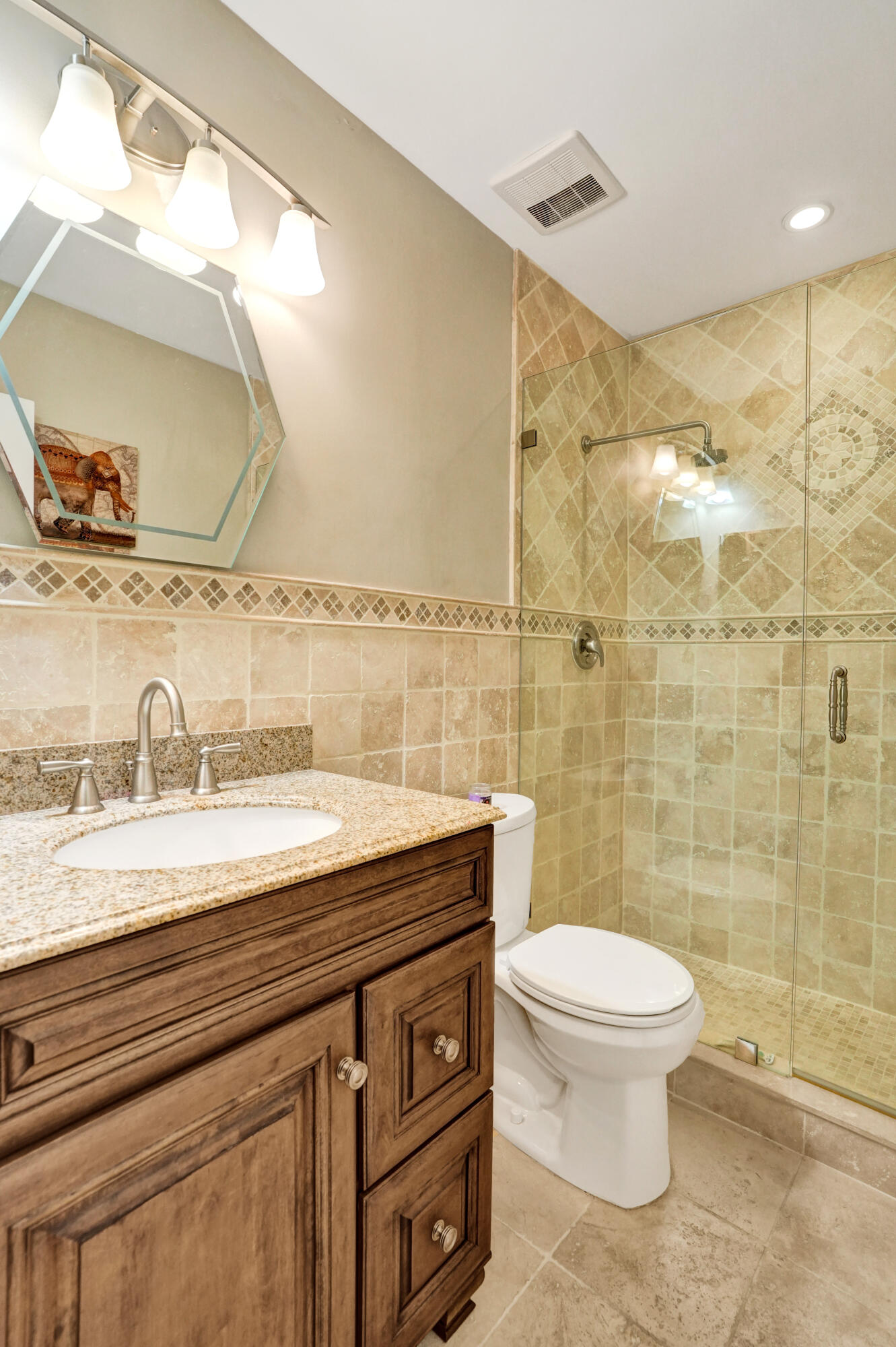 2121 Ne 68th Street 202 Property Photo 25