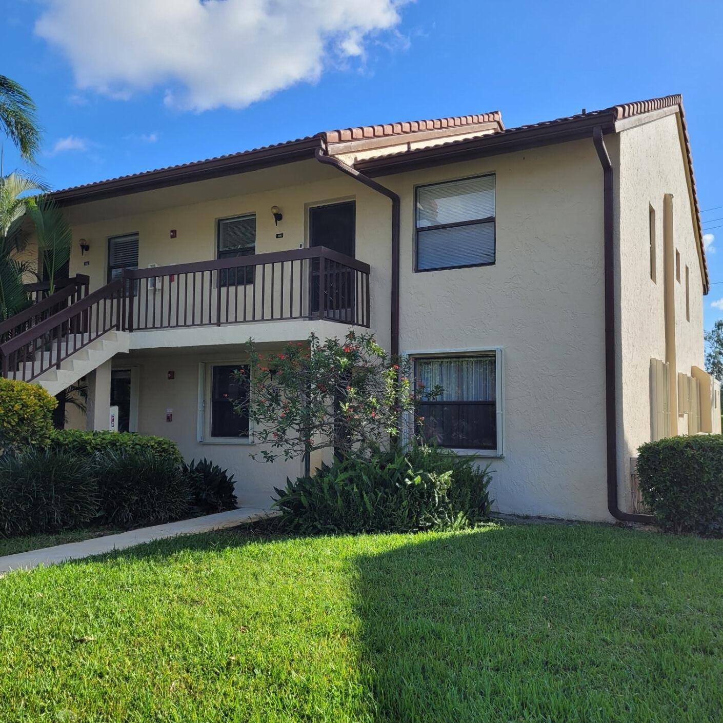 4626 Lucerne Lakes Boulevard E 106 Property Photo 1