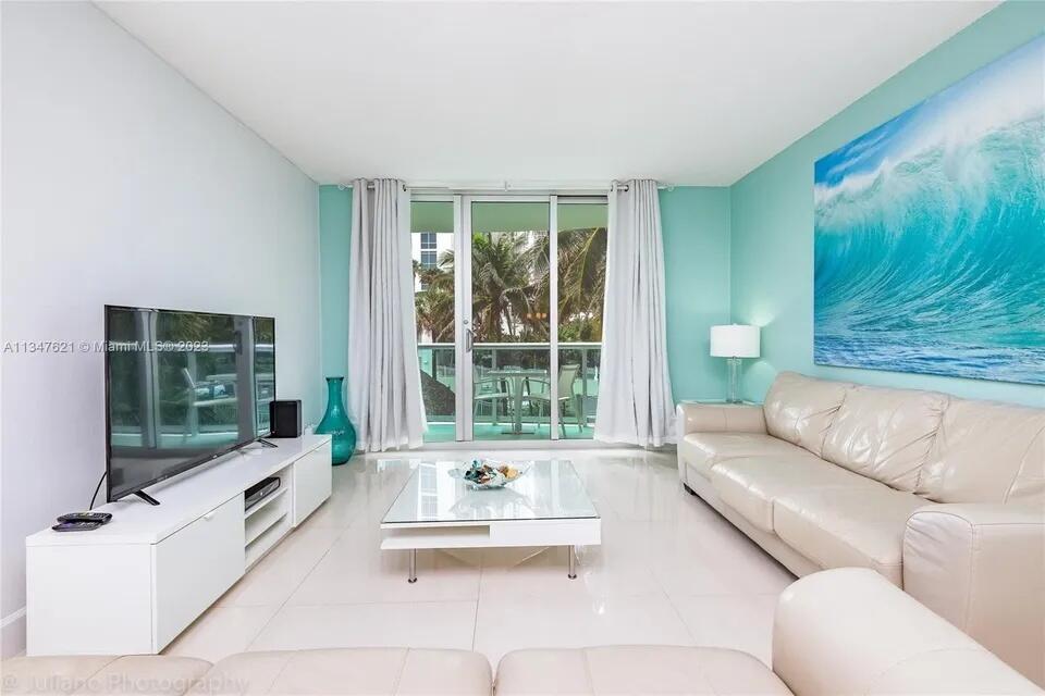 3901 S Ocean Drive 2H Property Photo 1