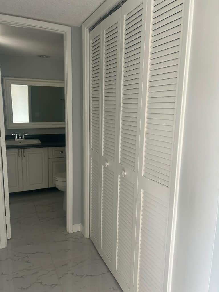 2661 S Course Drive 306 Property Photo 6