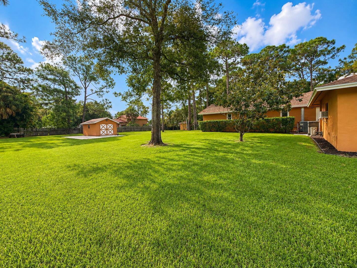 17212 130th Avenue N Property Photo 10