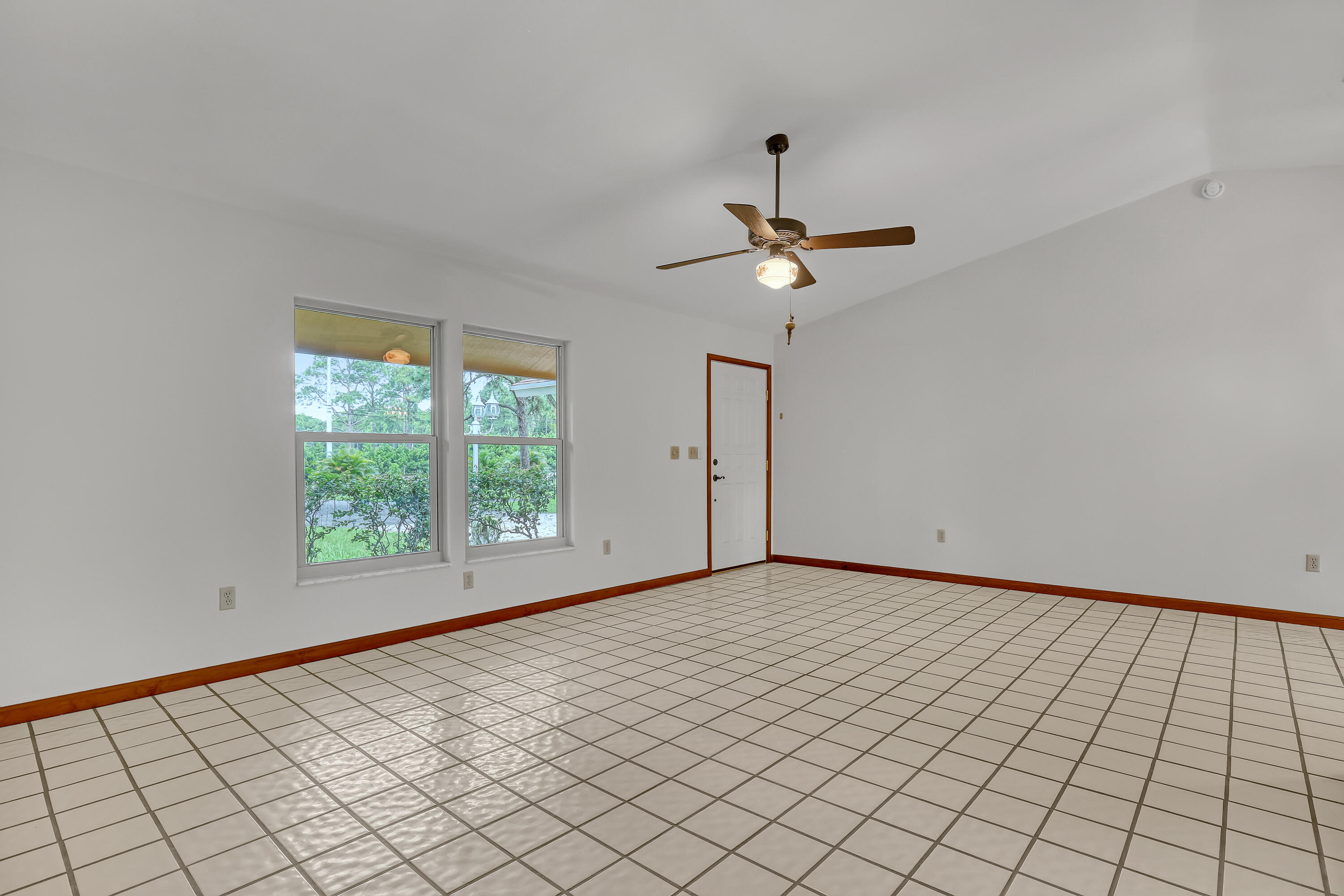 17212 130th Avenue N Property Photo 18