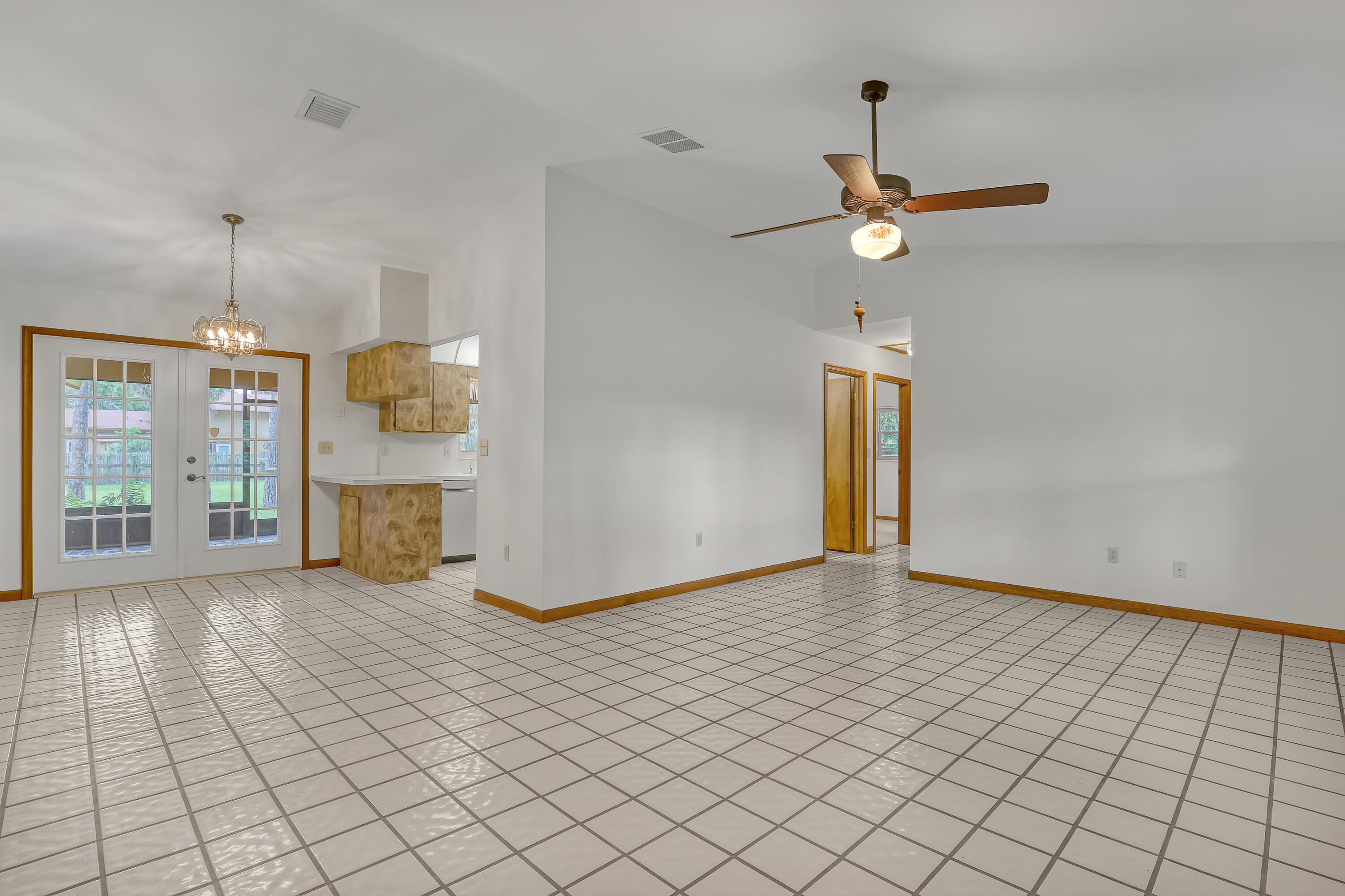 17212 130th Avenue N Property Photo 19