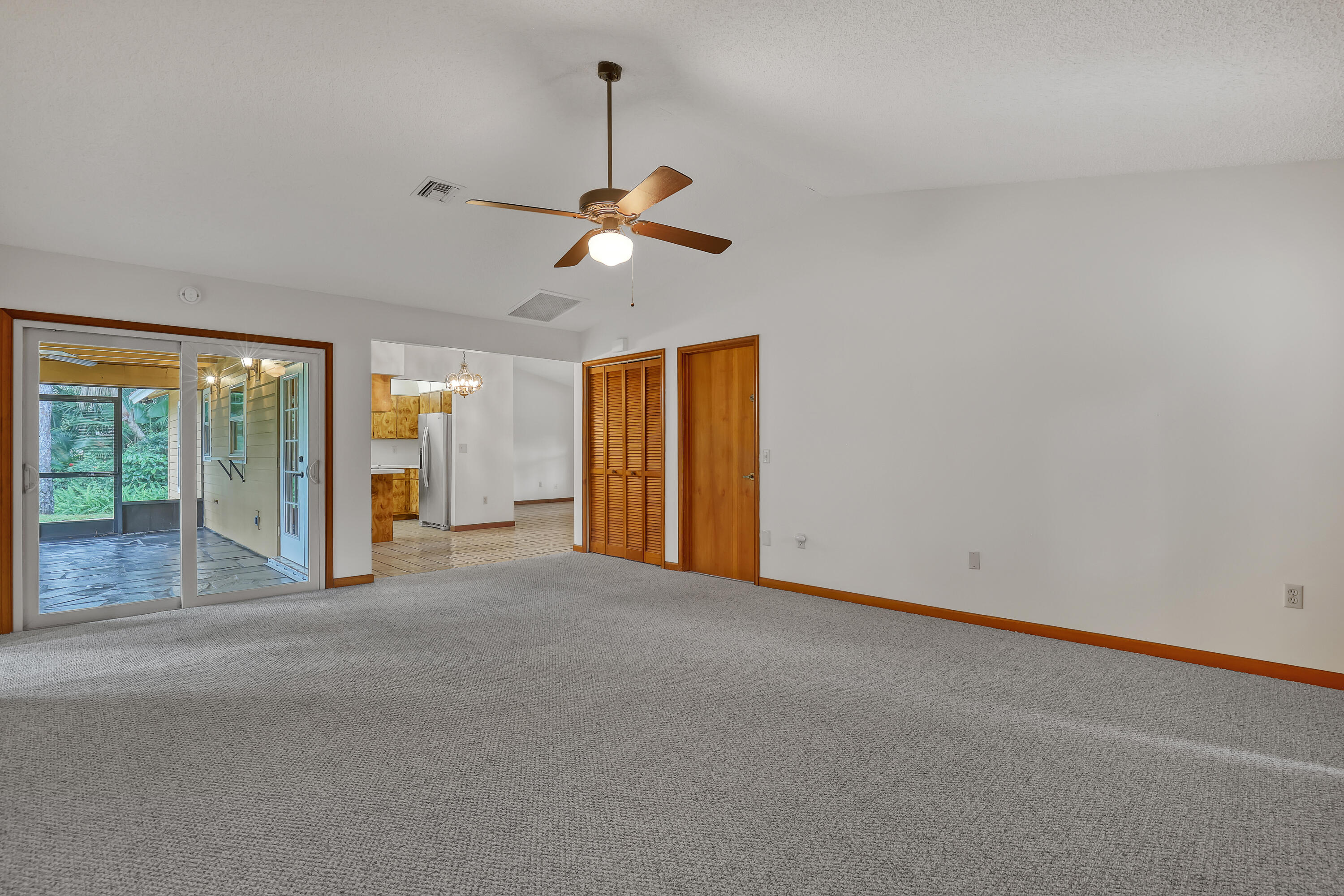 17212 130th Avenue N Property Photo 24