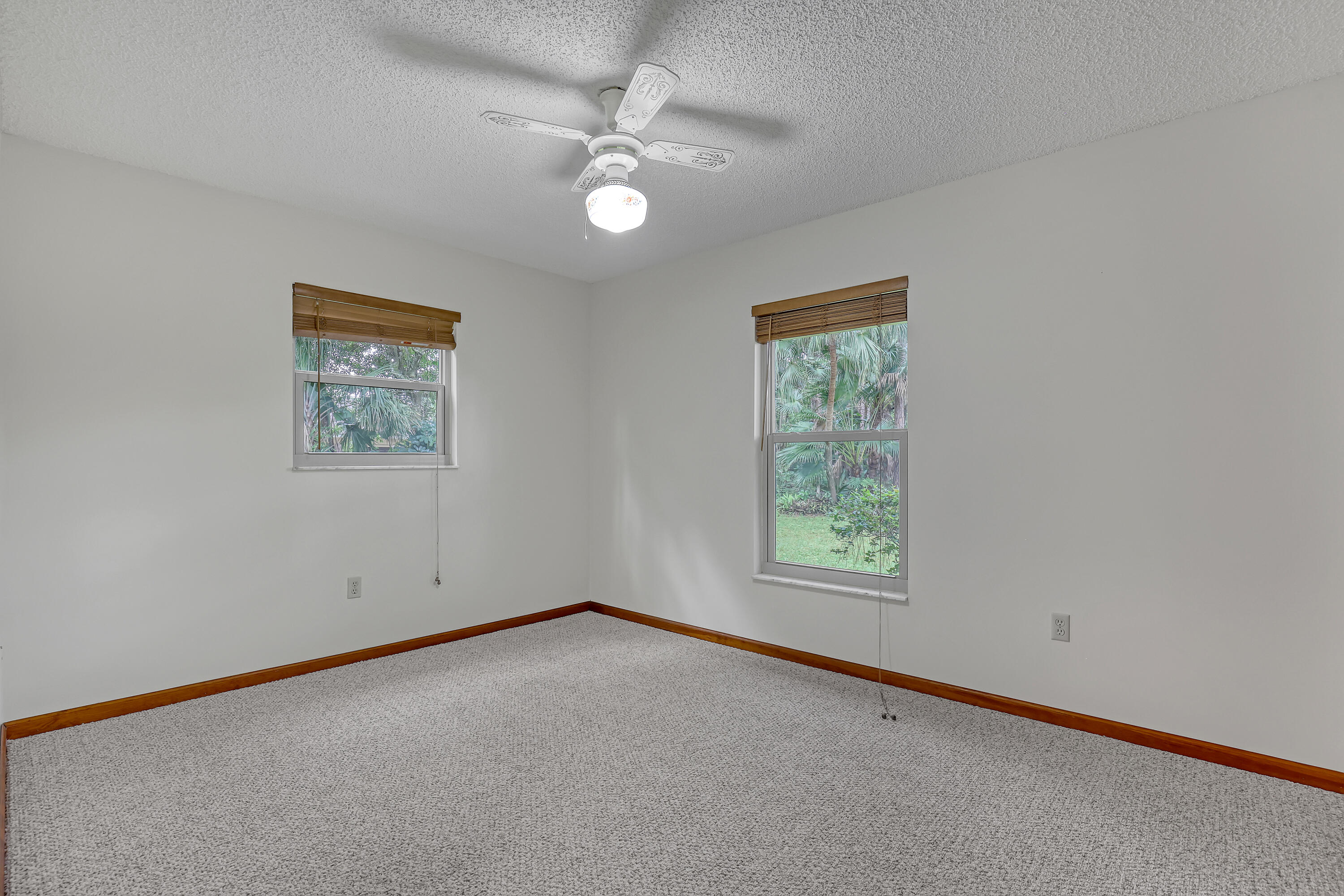 17212 130th Avenue N Property Photo 33