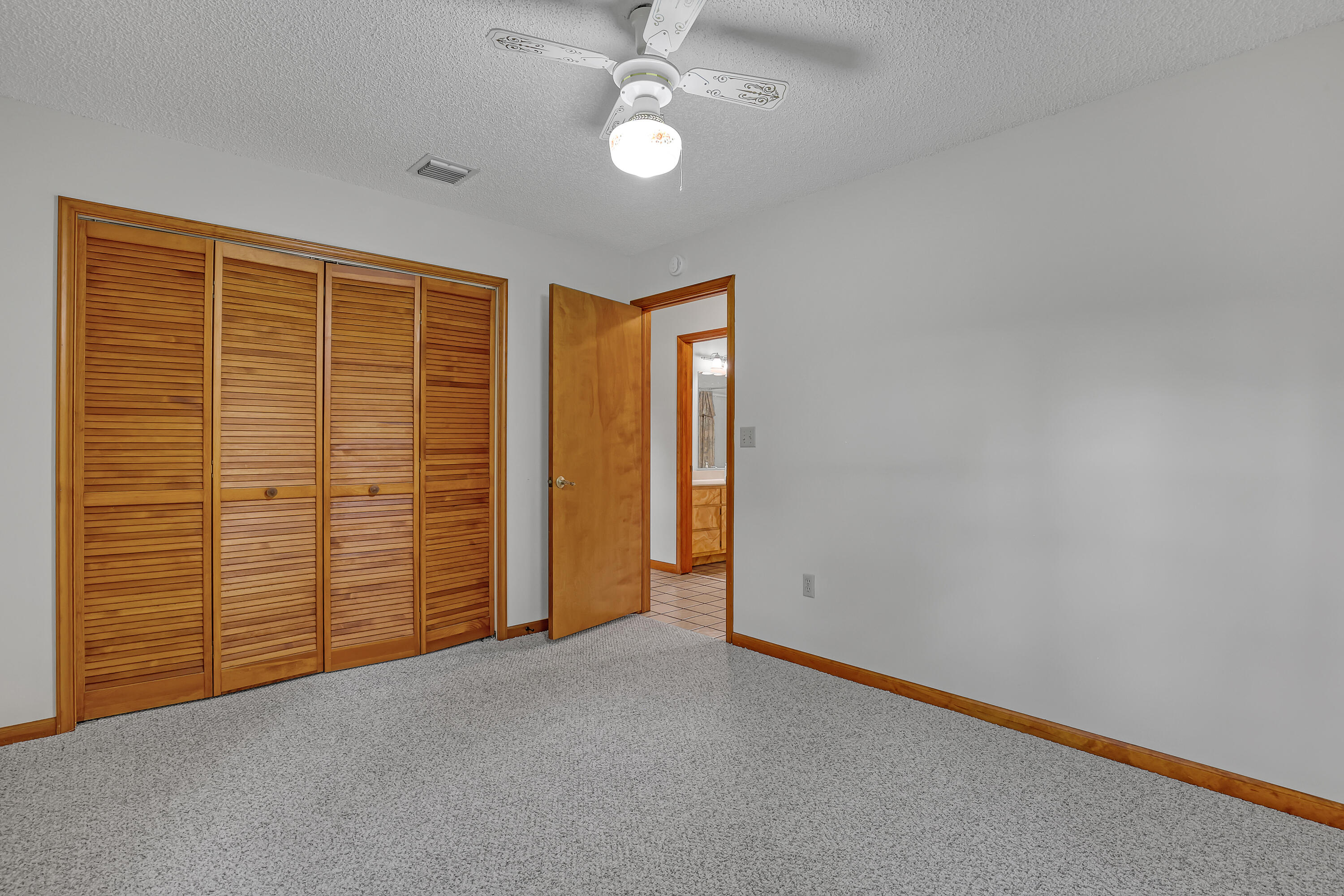 17212 130th Avenue N Property Photo 34