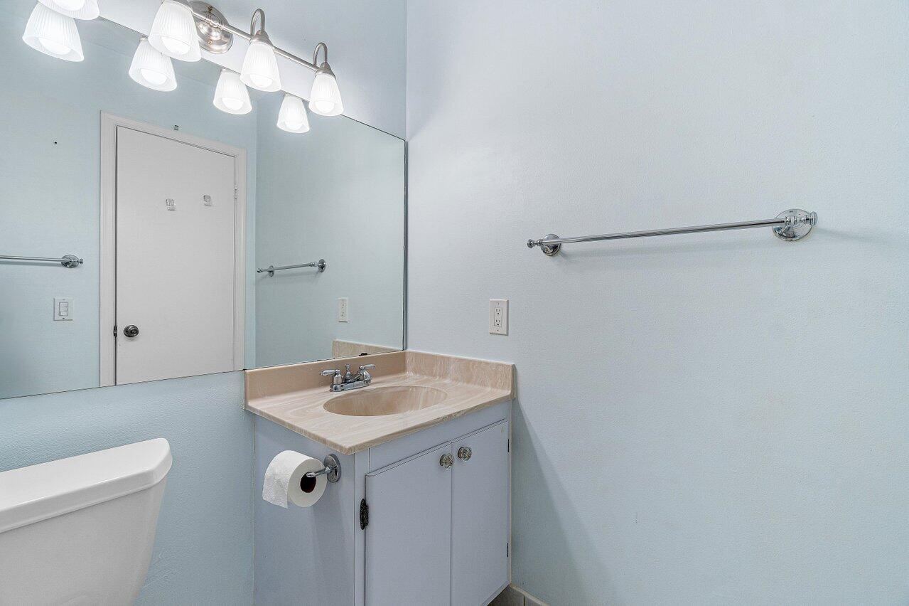 120 Cypress Club Drive 231 Property Photo 14