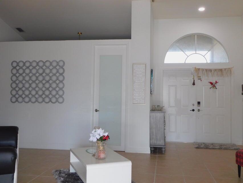 680 Manhattan Street E Property Photo 15