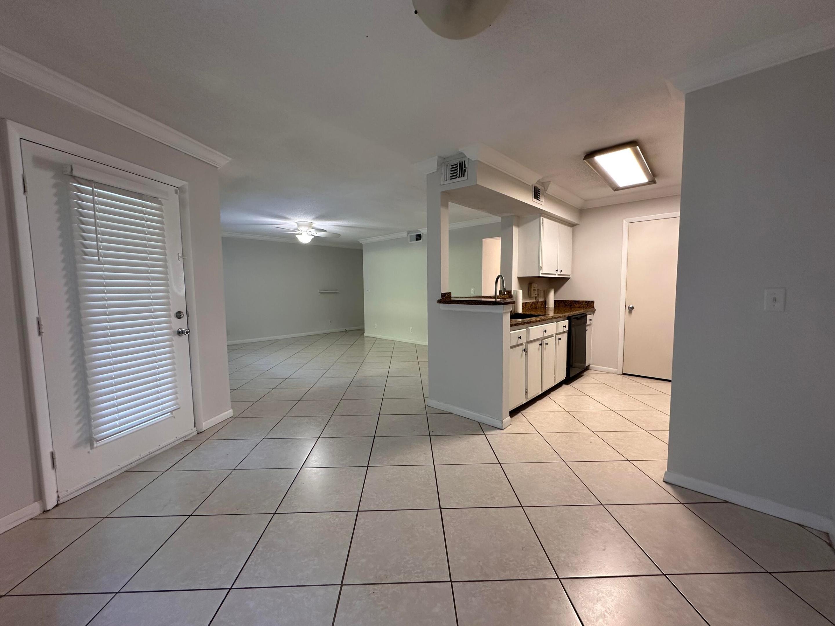 815 W Boynton Beach Boulevard 16-104 Property Photo 15