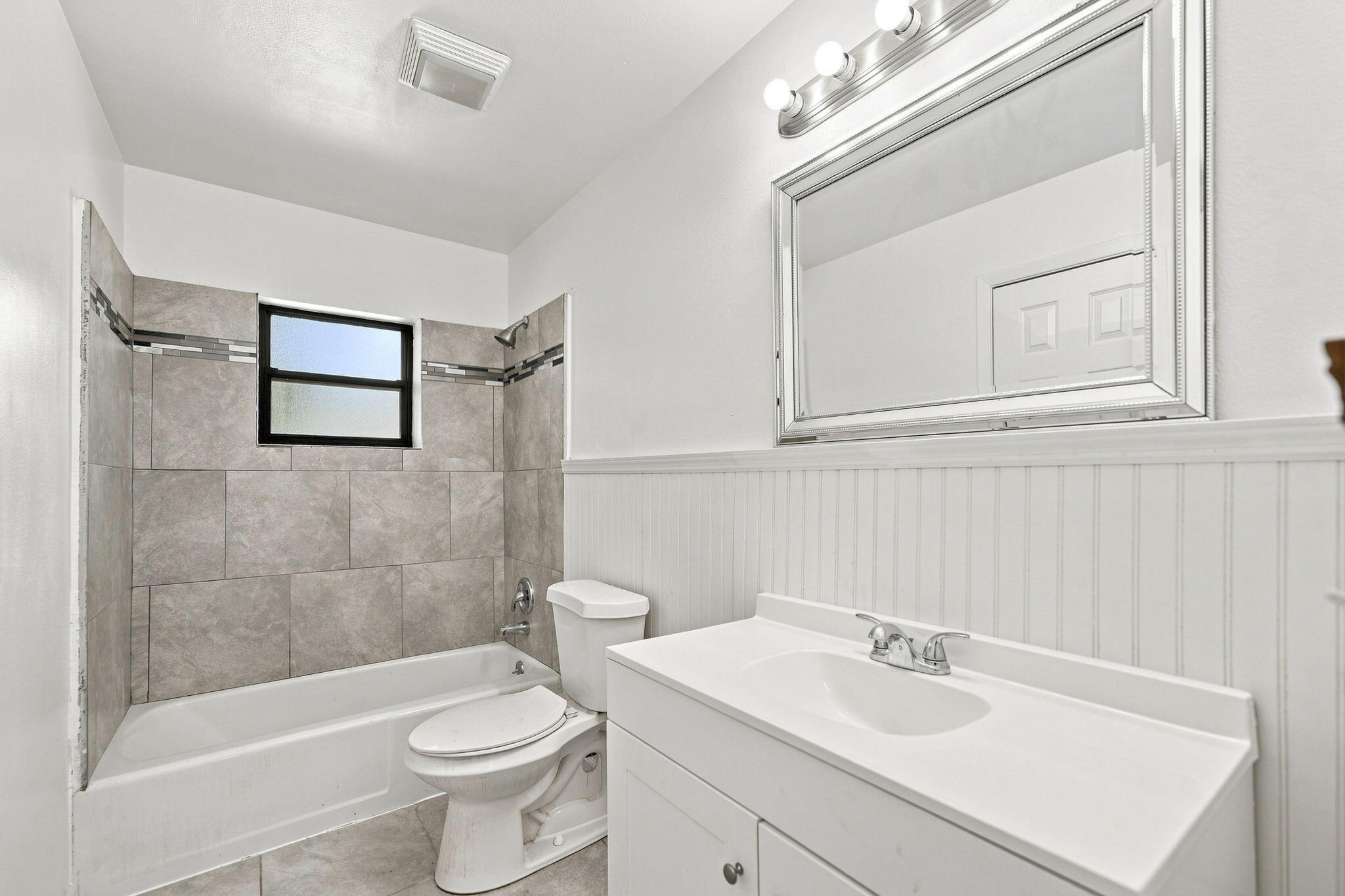 875 28th Avenue Property Photo 28