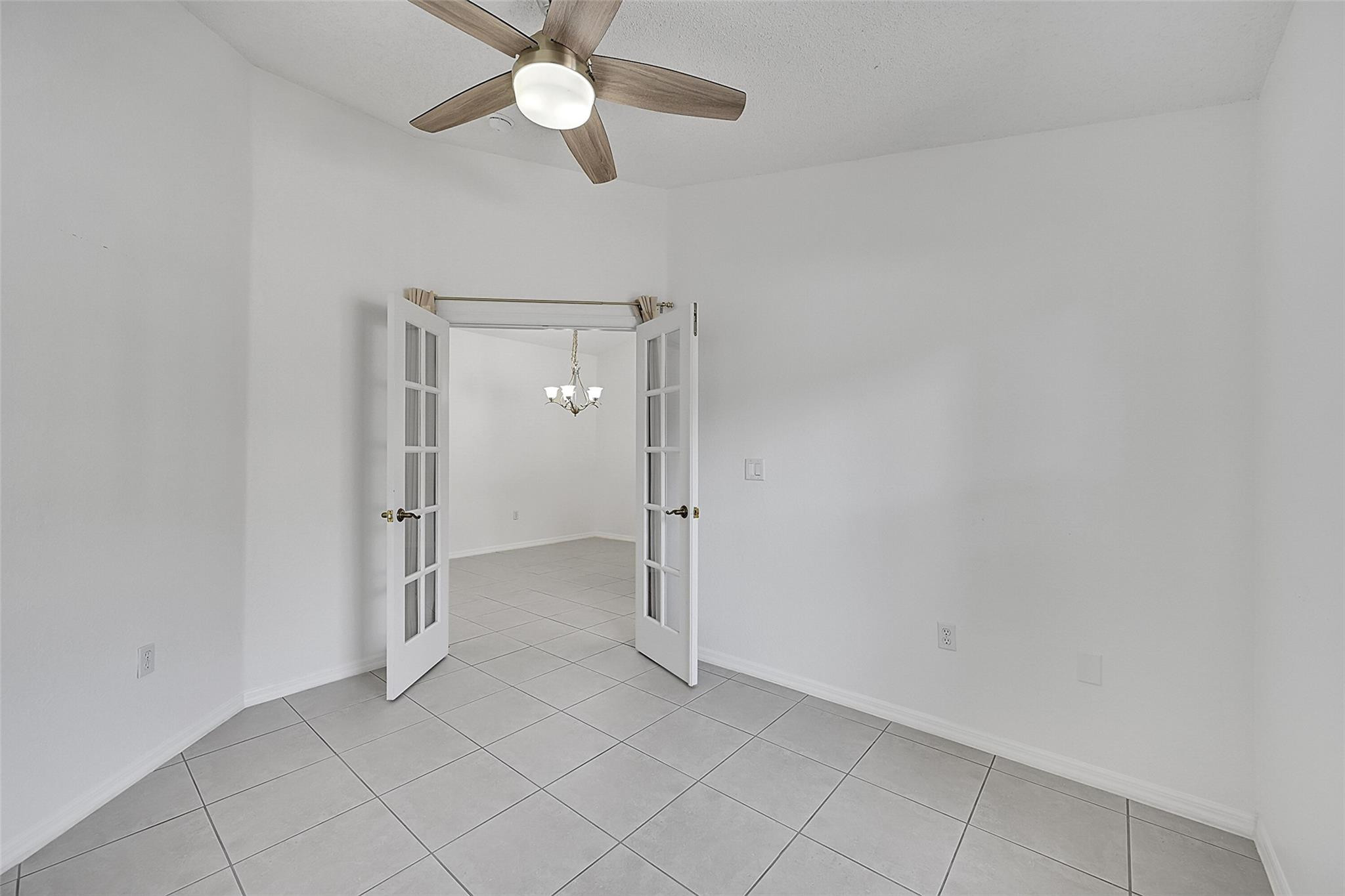 5361 Nw 90th Avenue Property Photo 16