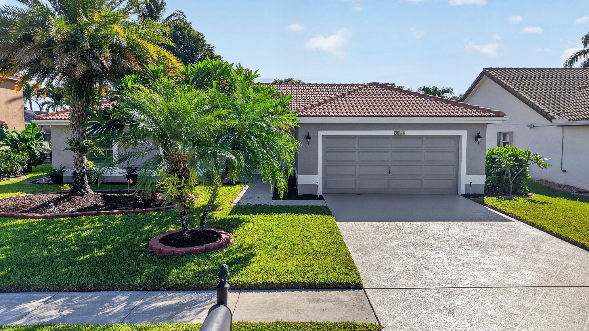 5756 Descartes Circle Property Photo 1