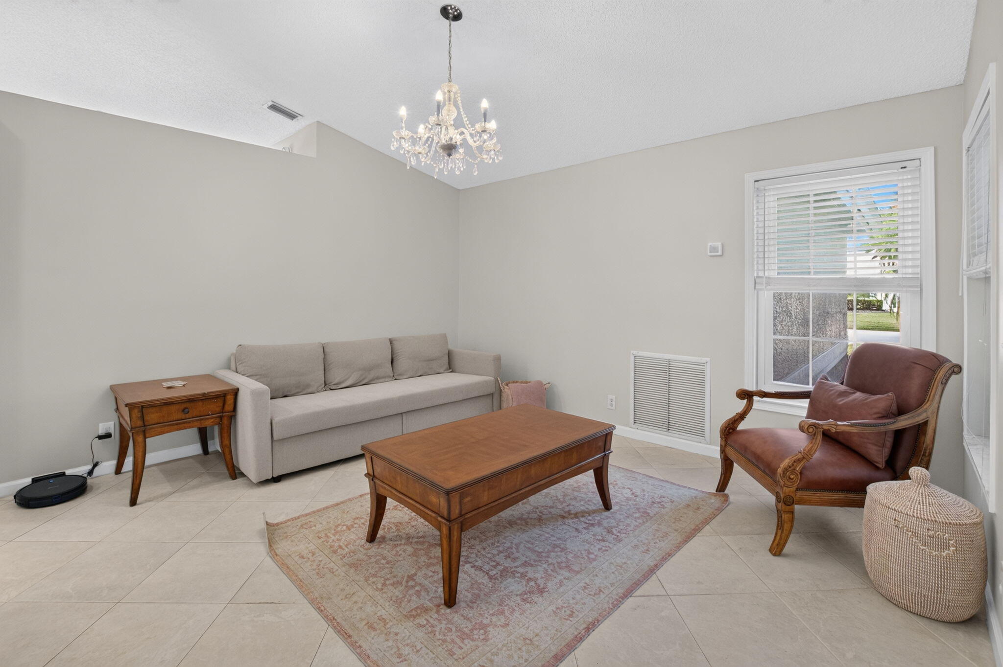 5756 Descartes Circle Property Photo 14