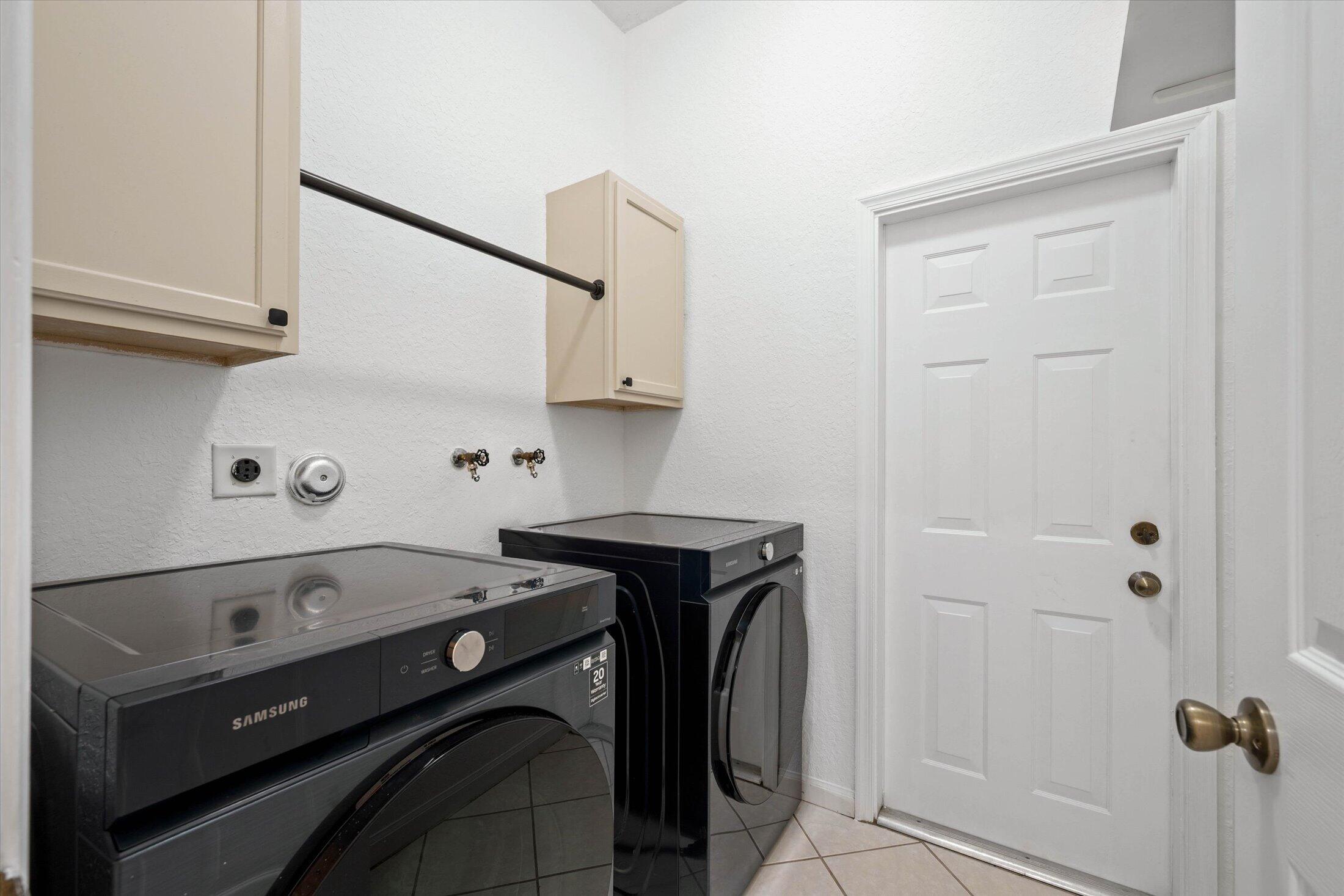 886 Sunflower Circle Property Photo 31
