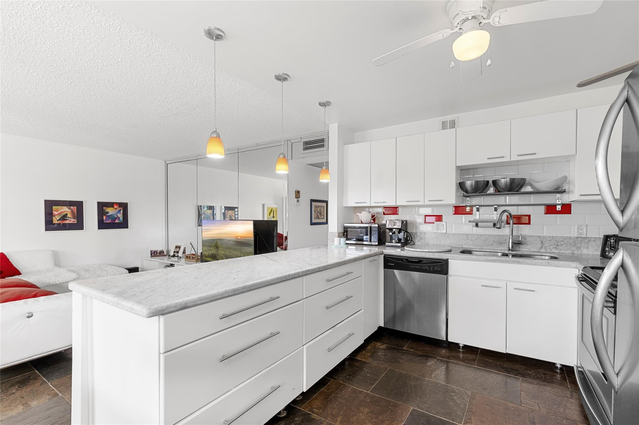 4044 Ventnor O Property Photo 4