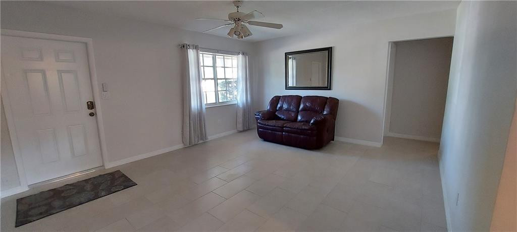 738 Sw 5th Avenue Property Photo 2