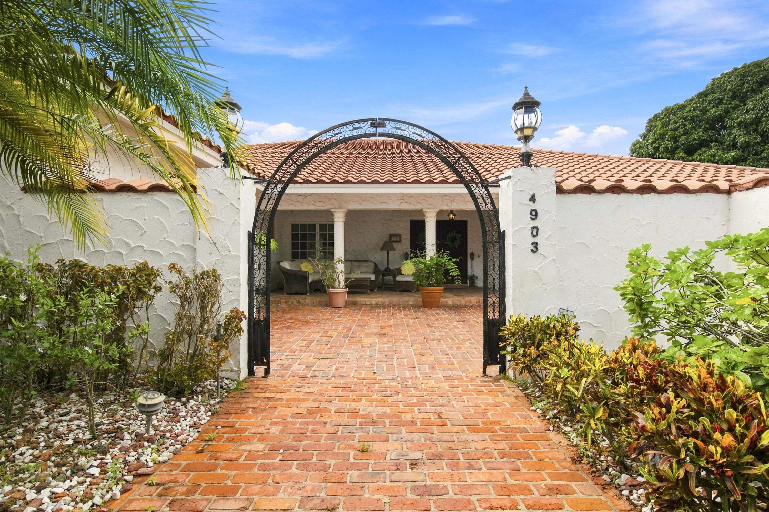 4903 Woodlands Boulevard Property Photo 4