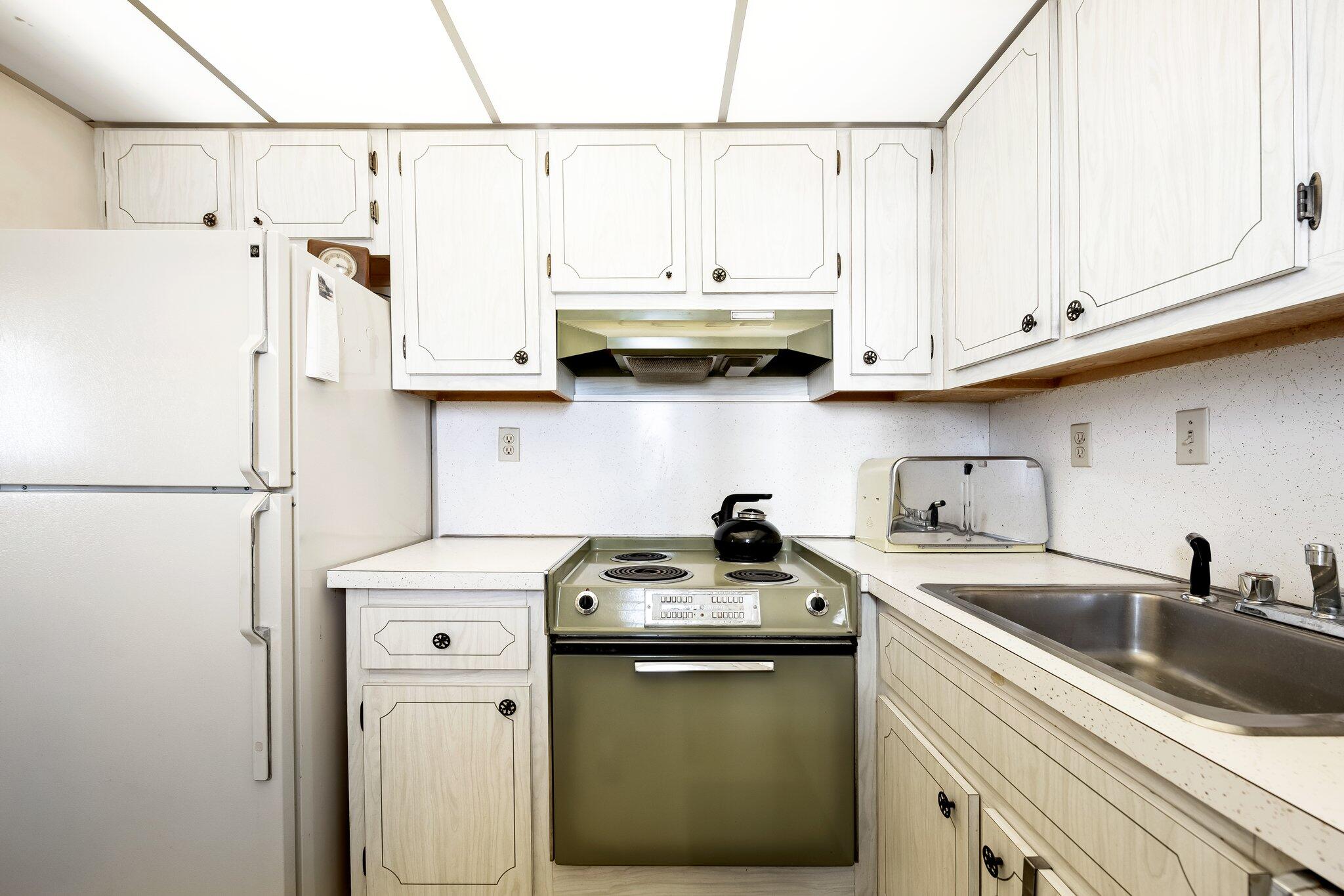 310 S Ocean Boulevard 2040 Property Photo 7
