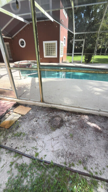 827 Squire Drive Property Photo 4