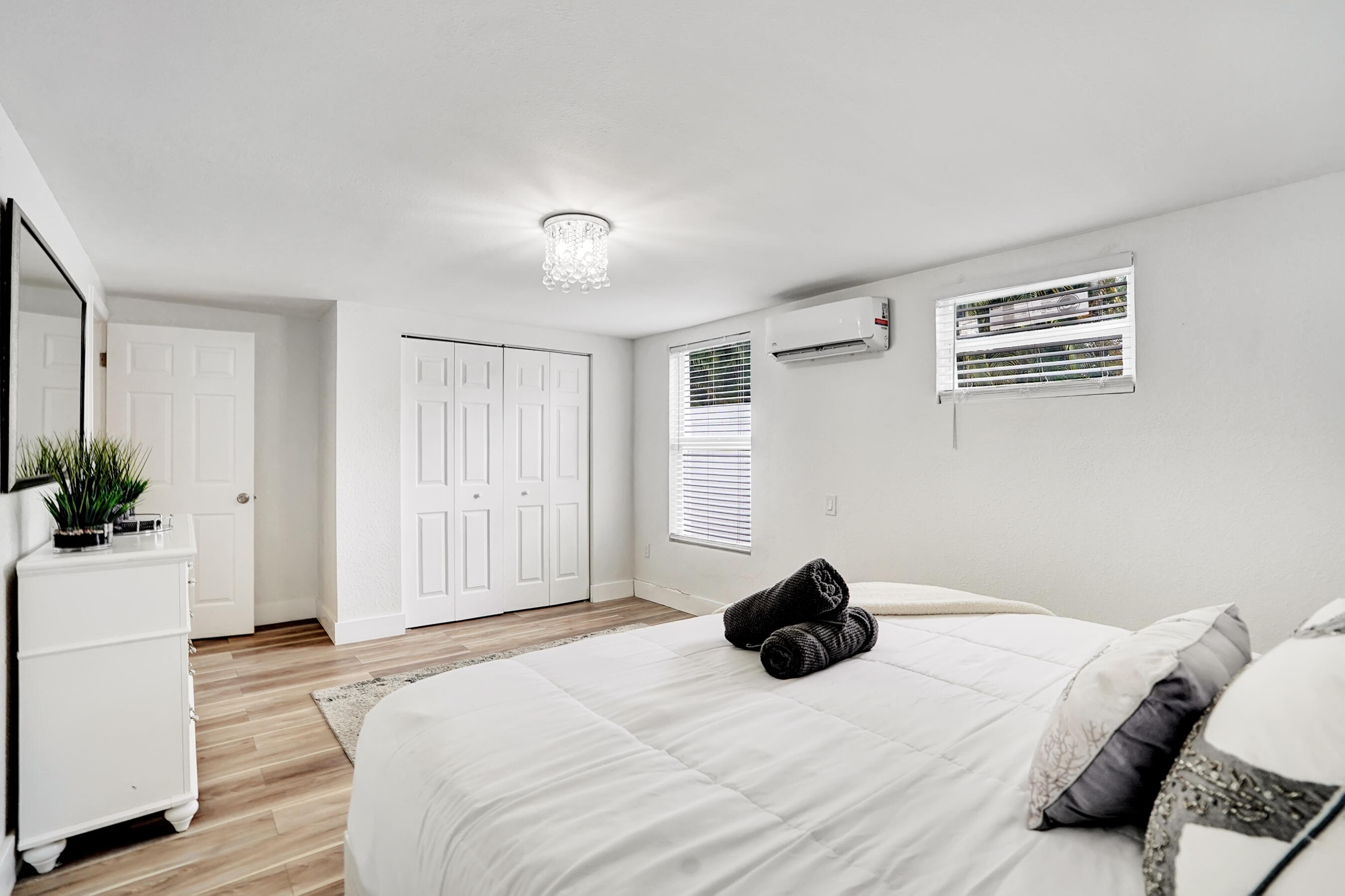 311 Se 3rd Avenue Downstairs Property Photo 19